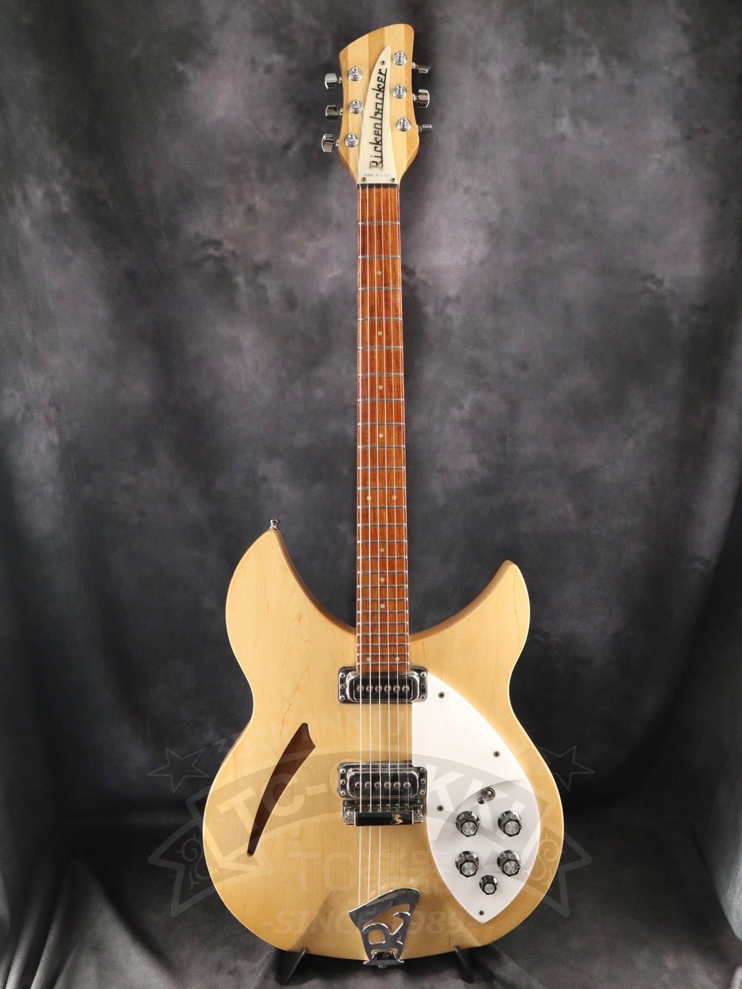 Rickenbacker 330 - TC楽器 - TCGAKKI
