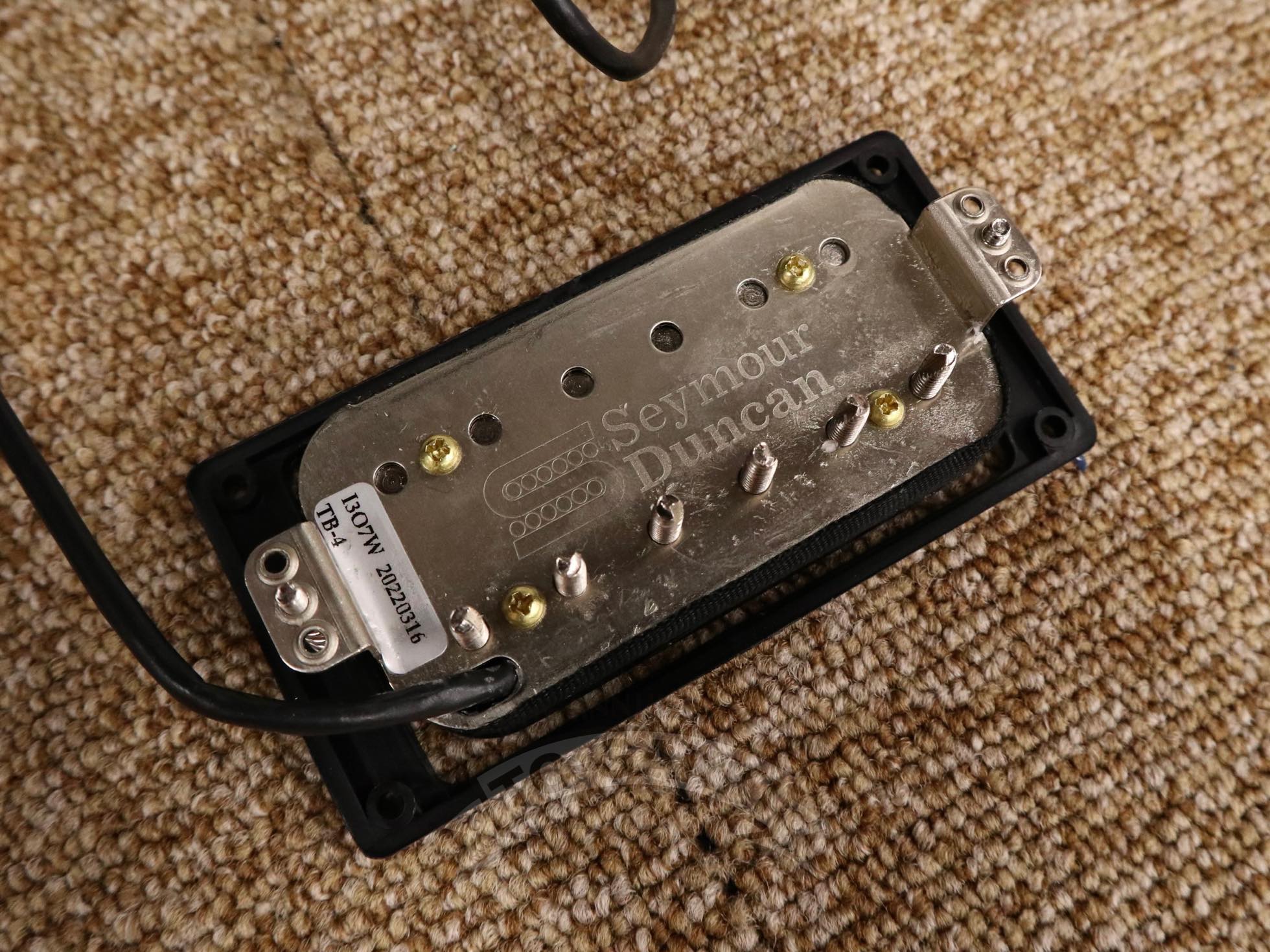 Seymour Duncan TB-4 JB Trembucker Black - TC楽器 - TCGAKKI