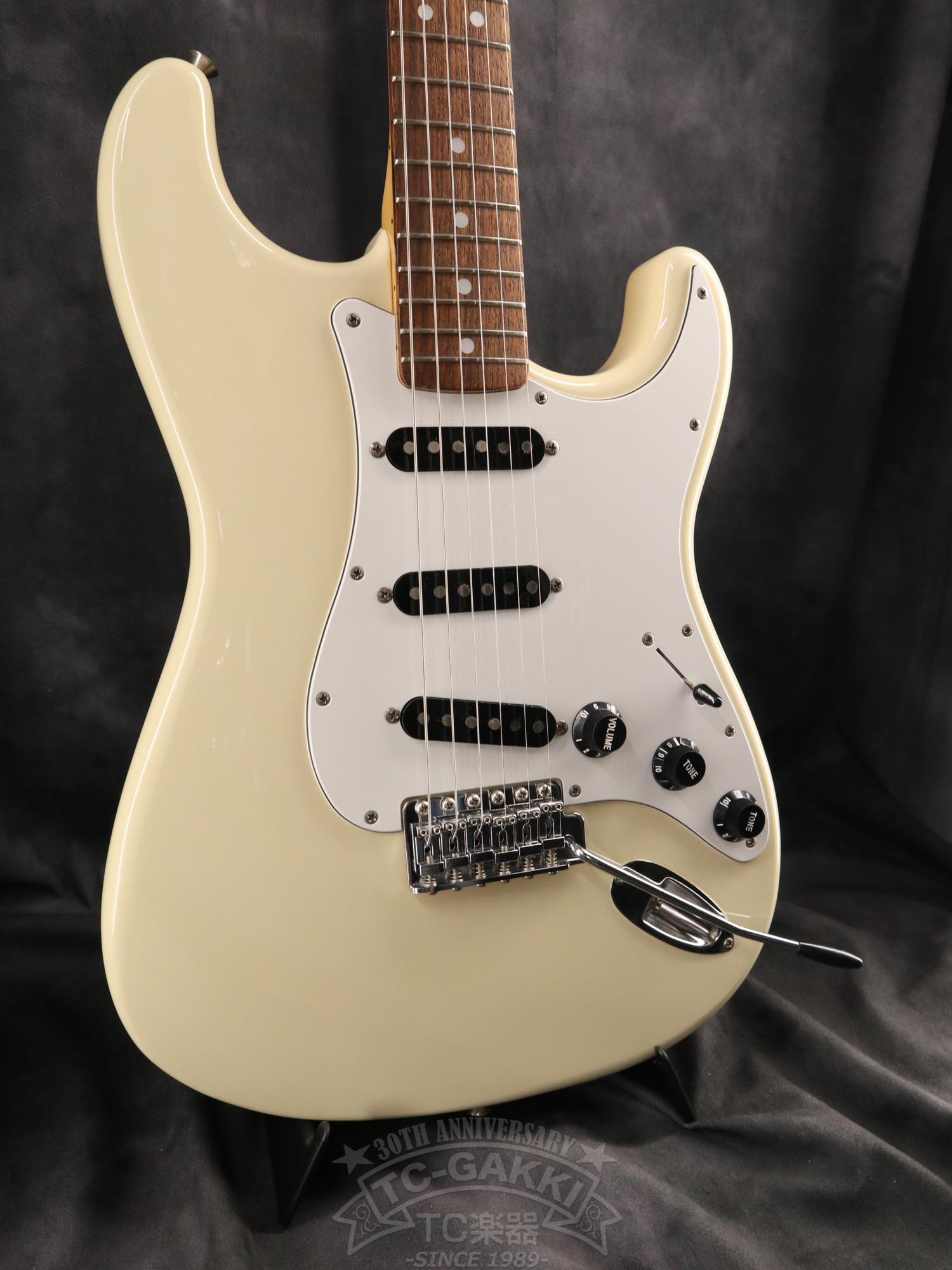 Fender Japan ST72-66US