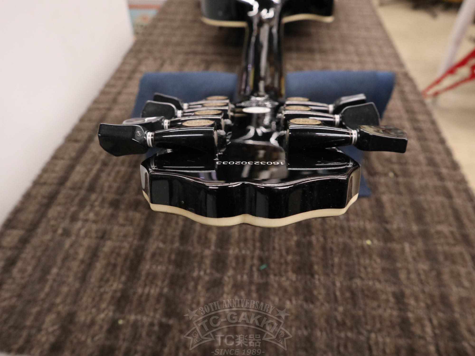 Epiphone Limited- Edition Matthew K. Heafy Les Paul Custom