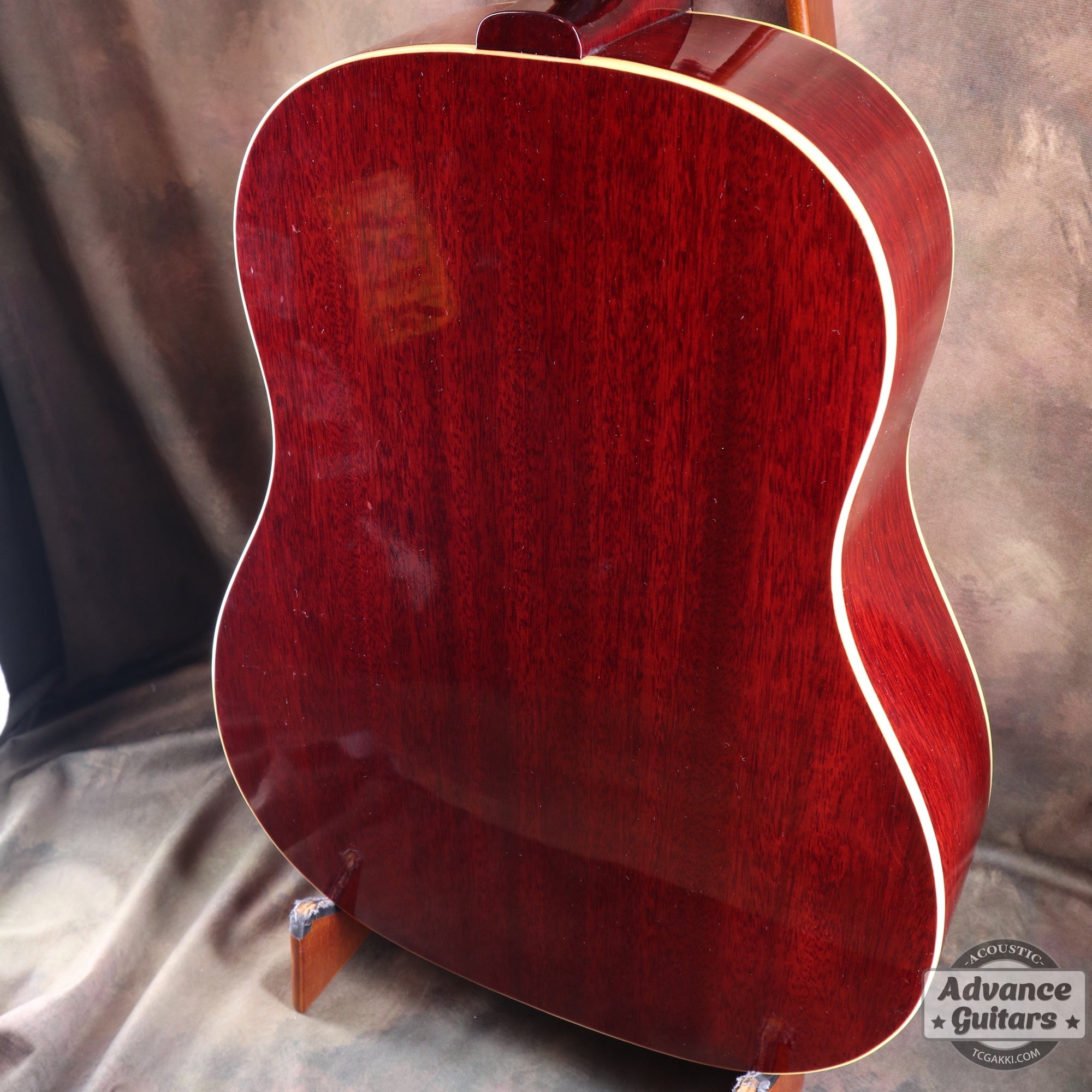 Gibson 1967年製 J-45 Cherry Red
