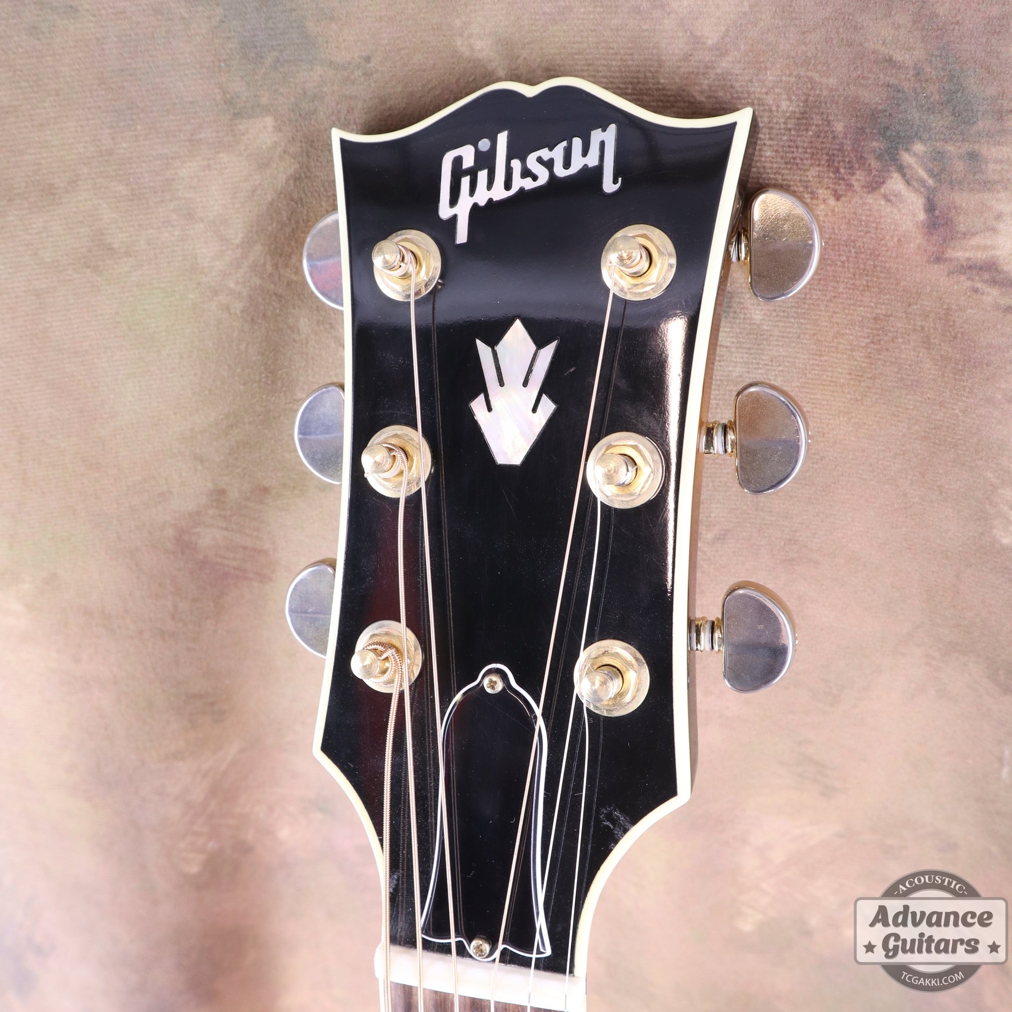 Gibson 2015年製 SJ-200 Standard