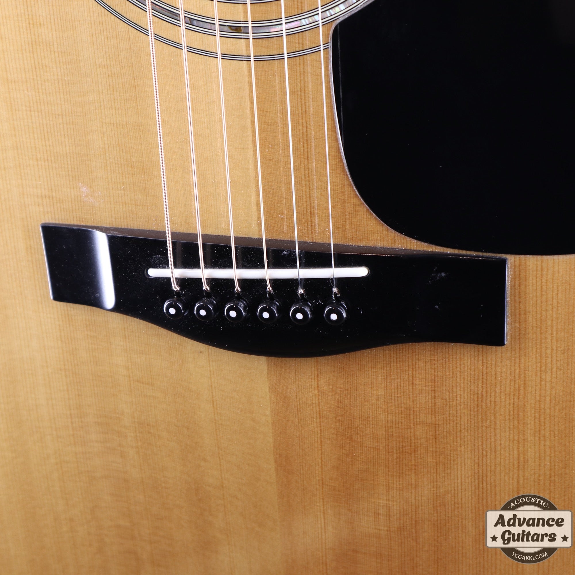 YAMAHA 1989 LL-15D