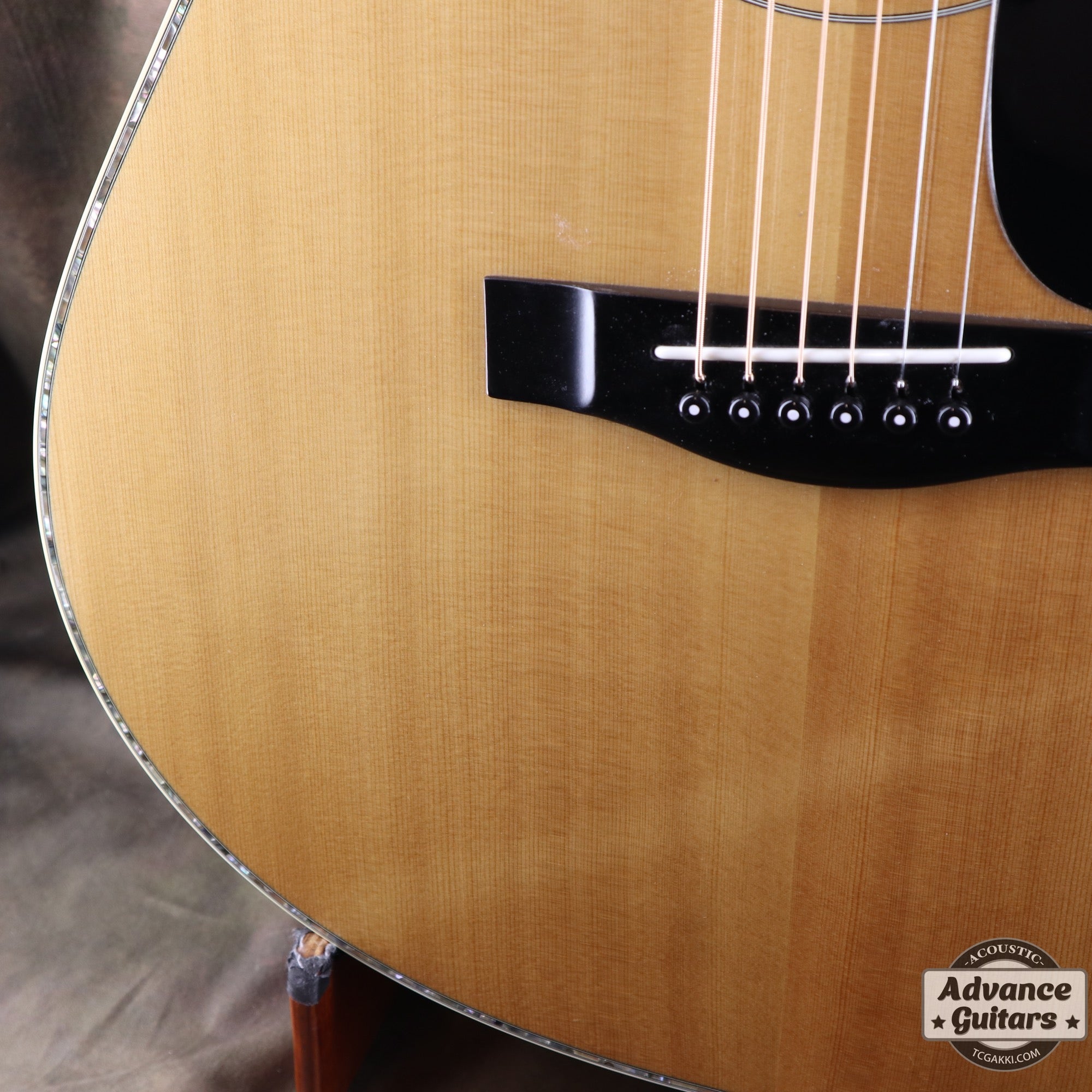 YAMAHA 1989 LL-15D
