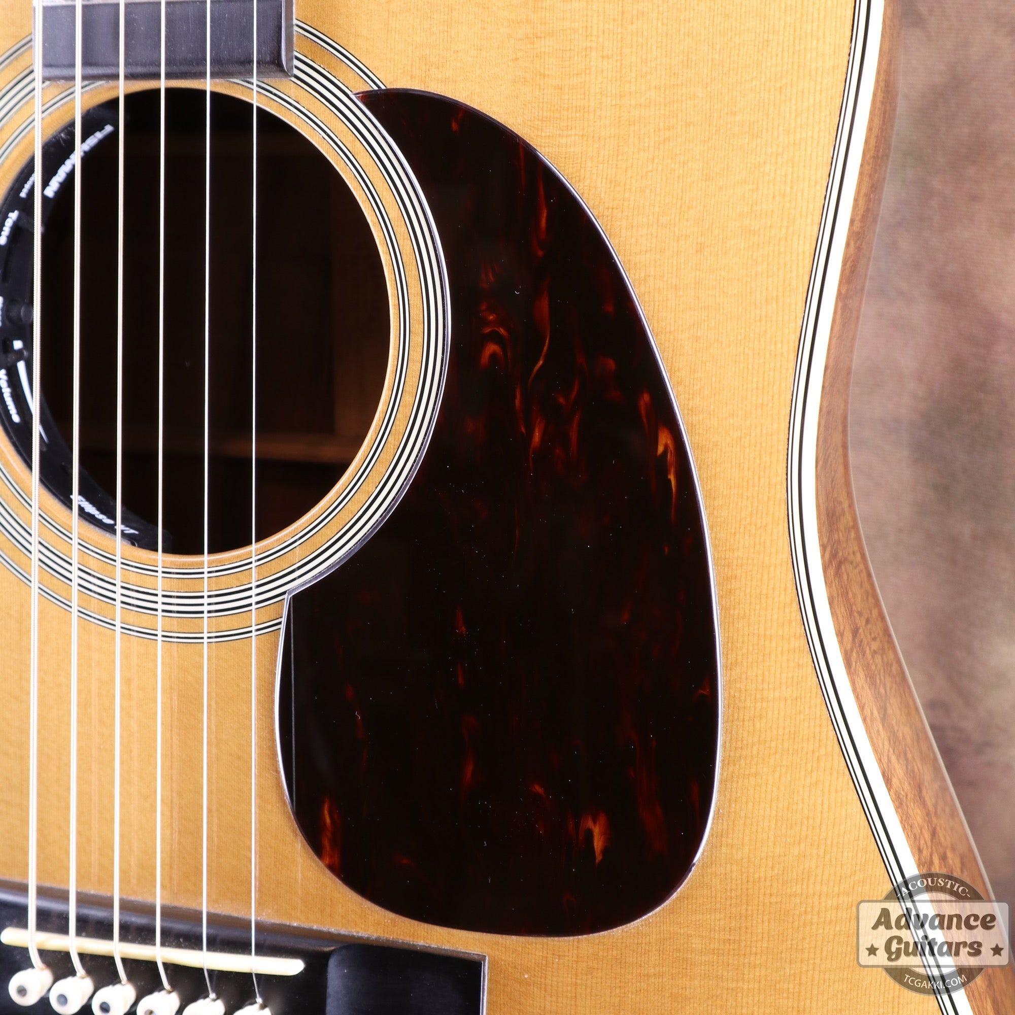Martin 2001年製 CTM D-28 KOA