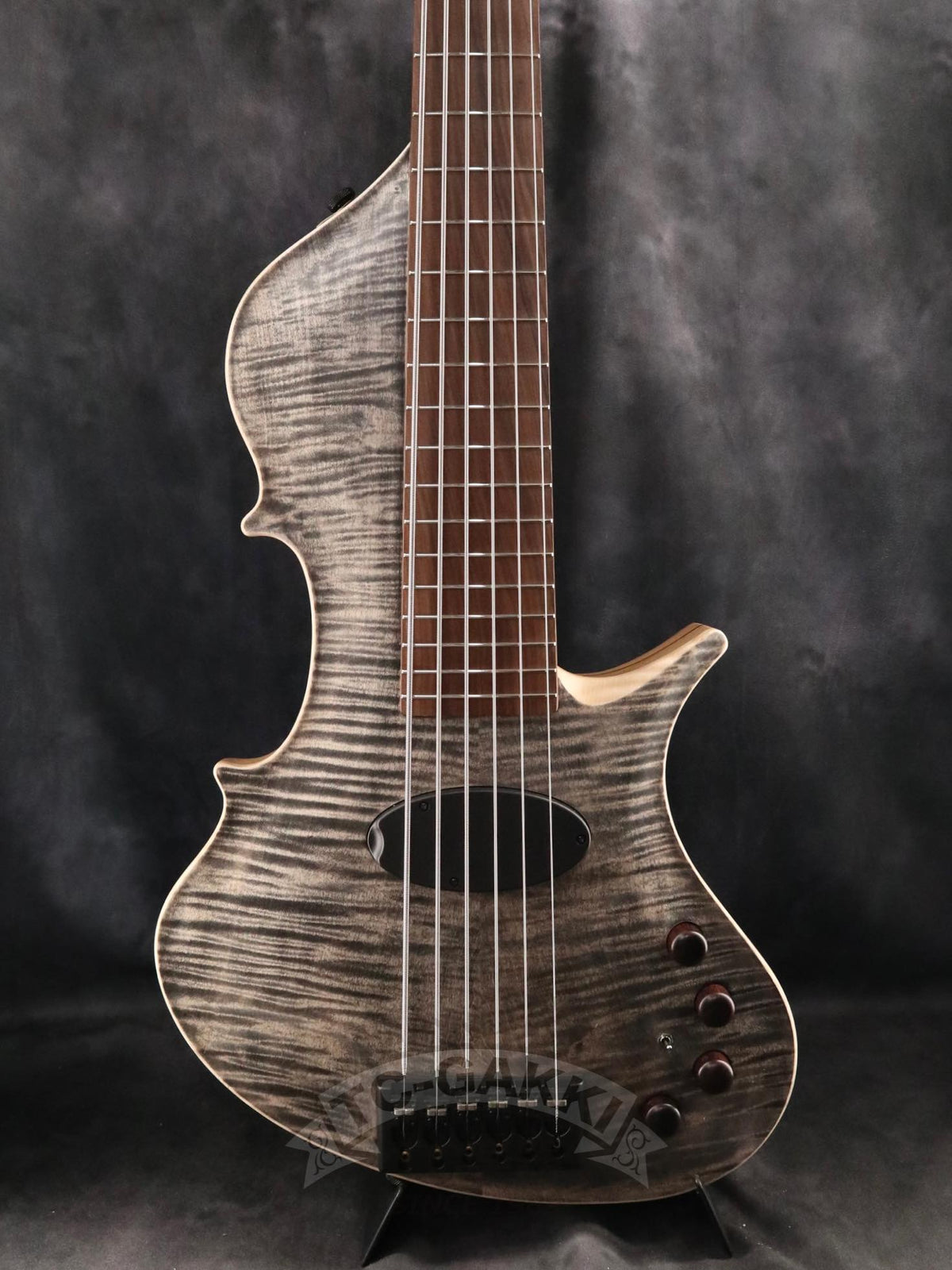 Stradi Symphony VI