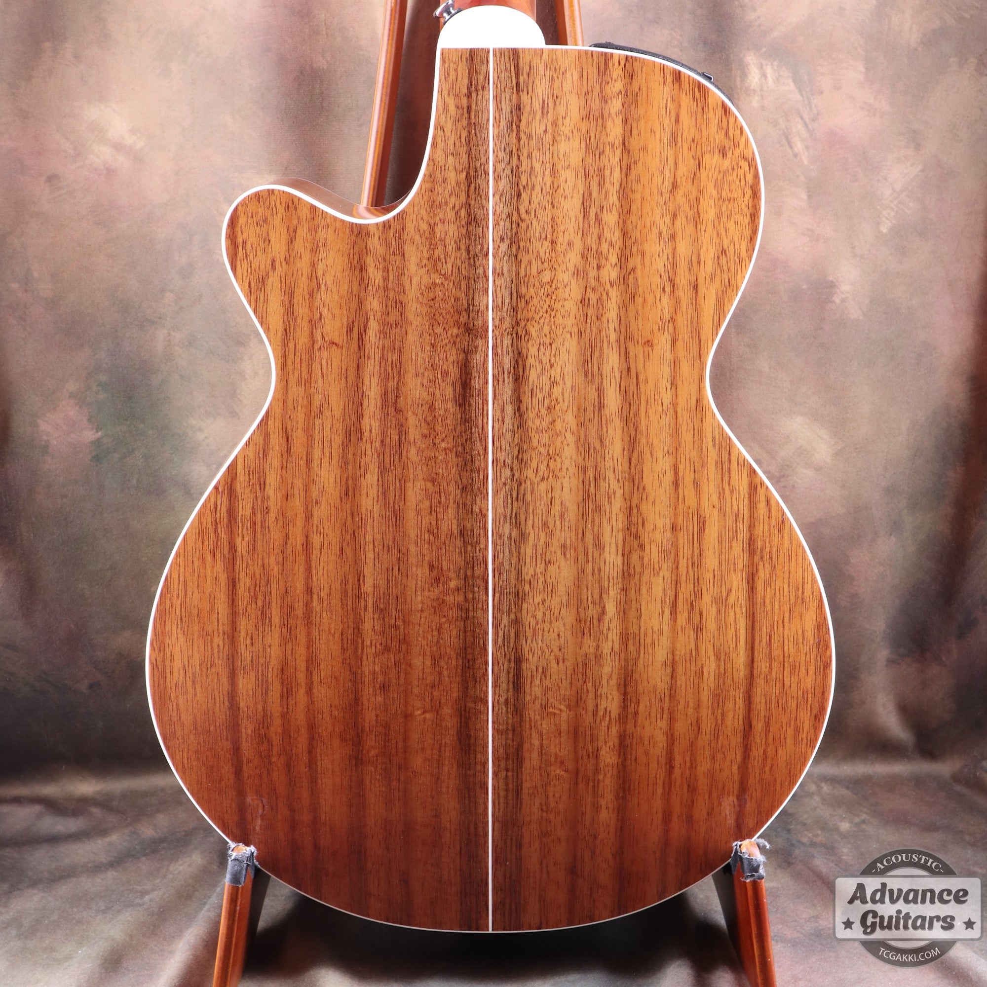 Takamine 2012年製 PTU131KC N