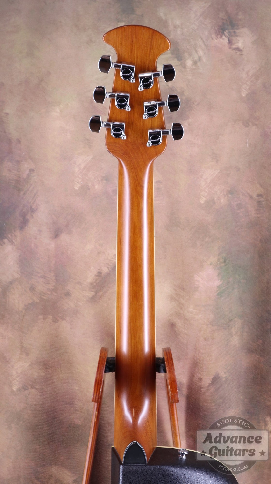 Ovation Celebrity CS24-4