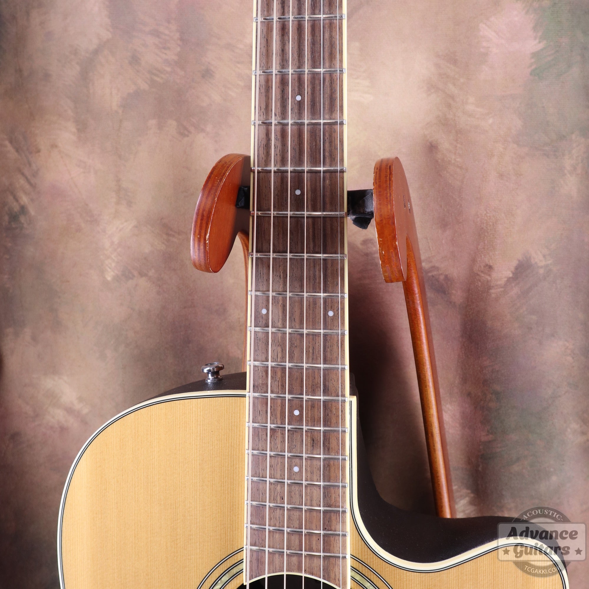 Ovation Celebrity CS24-4