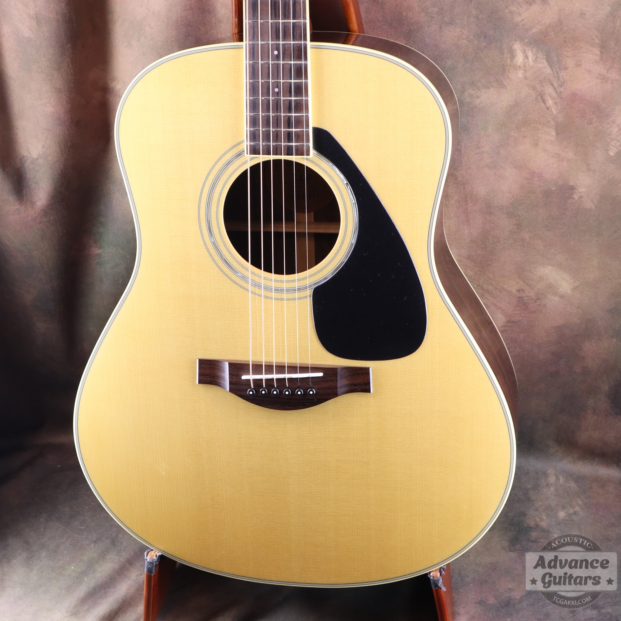 YAMAHA LL6