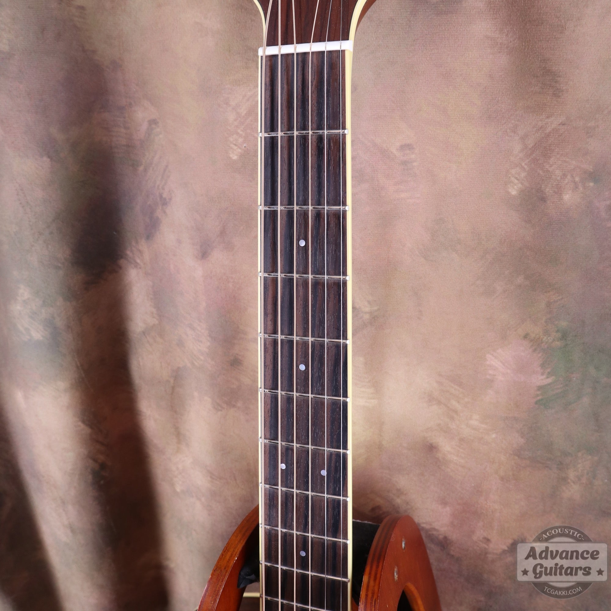 YAMAHA LL6