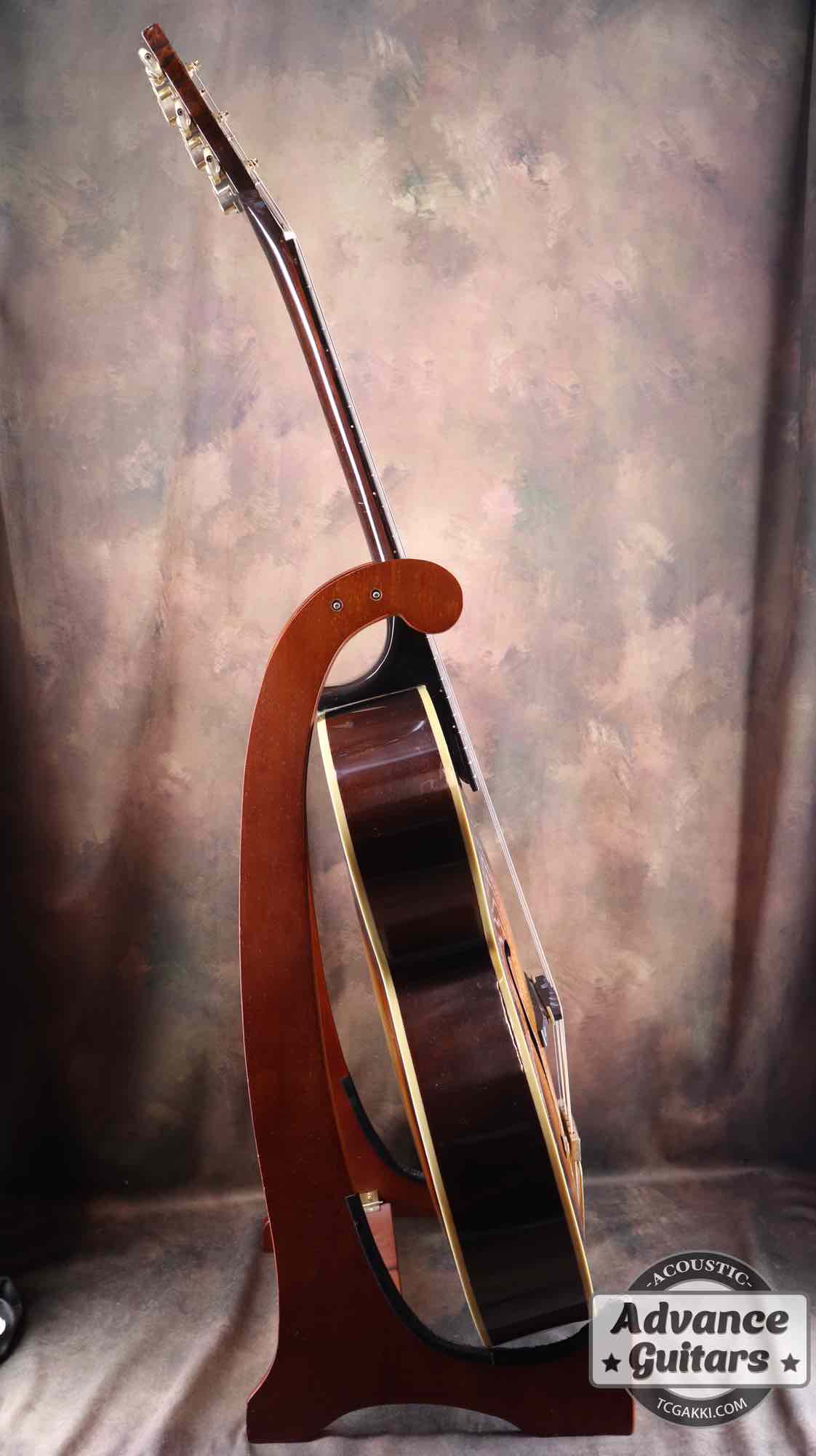 Chaki 1970s P-2