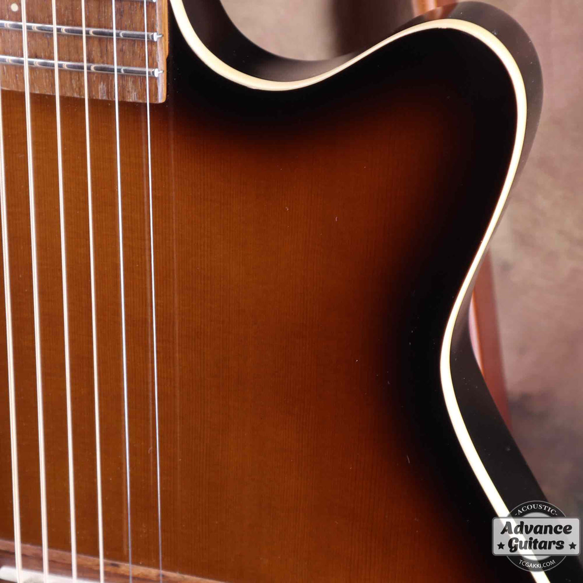 Godin 2001年製 A6 COGNAC BURST RN