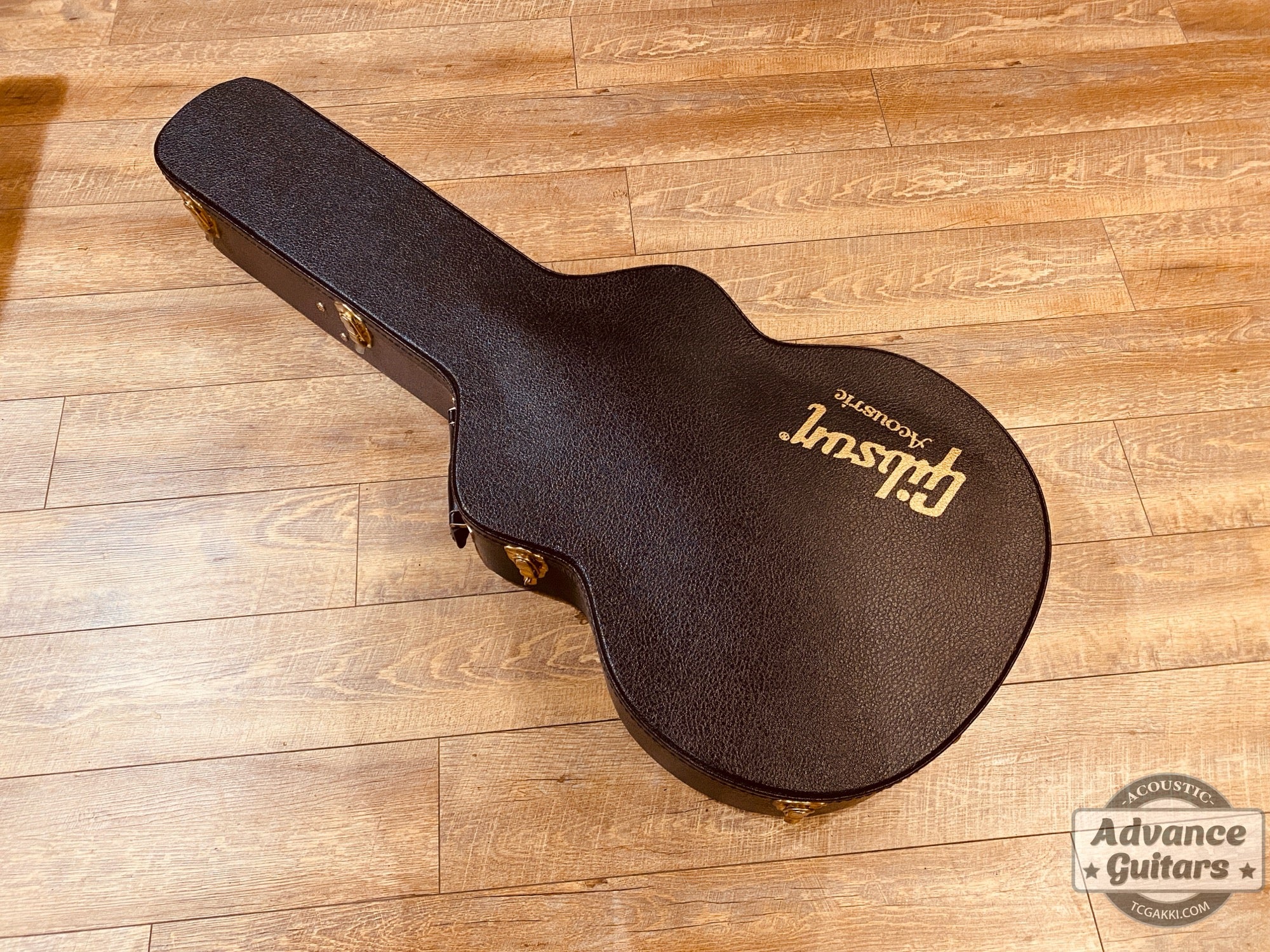 Gibson 2015年製 SJ-200 Standard