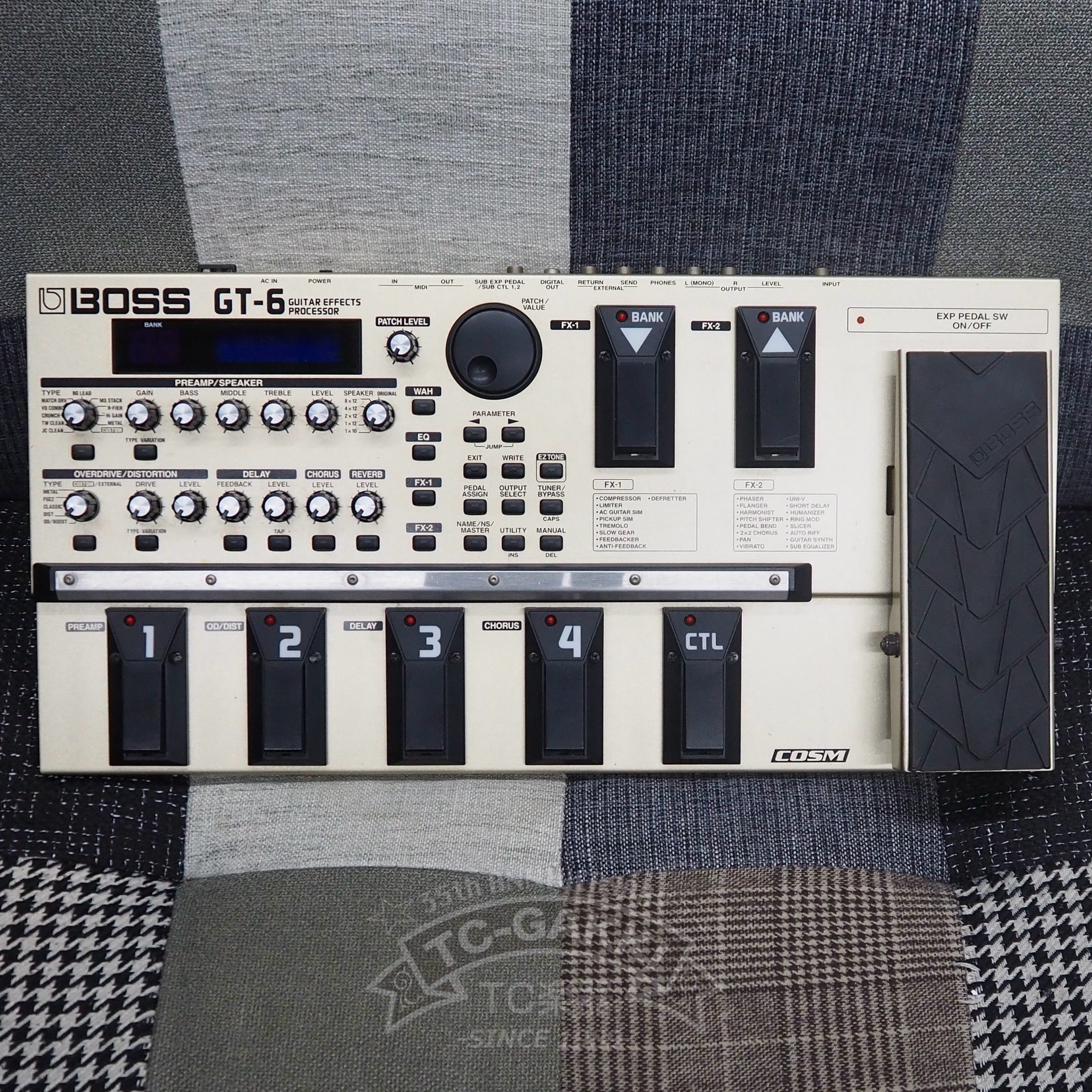 BOSS GT-6 GUITAR EFFECTS PROCESSOR