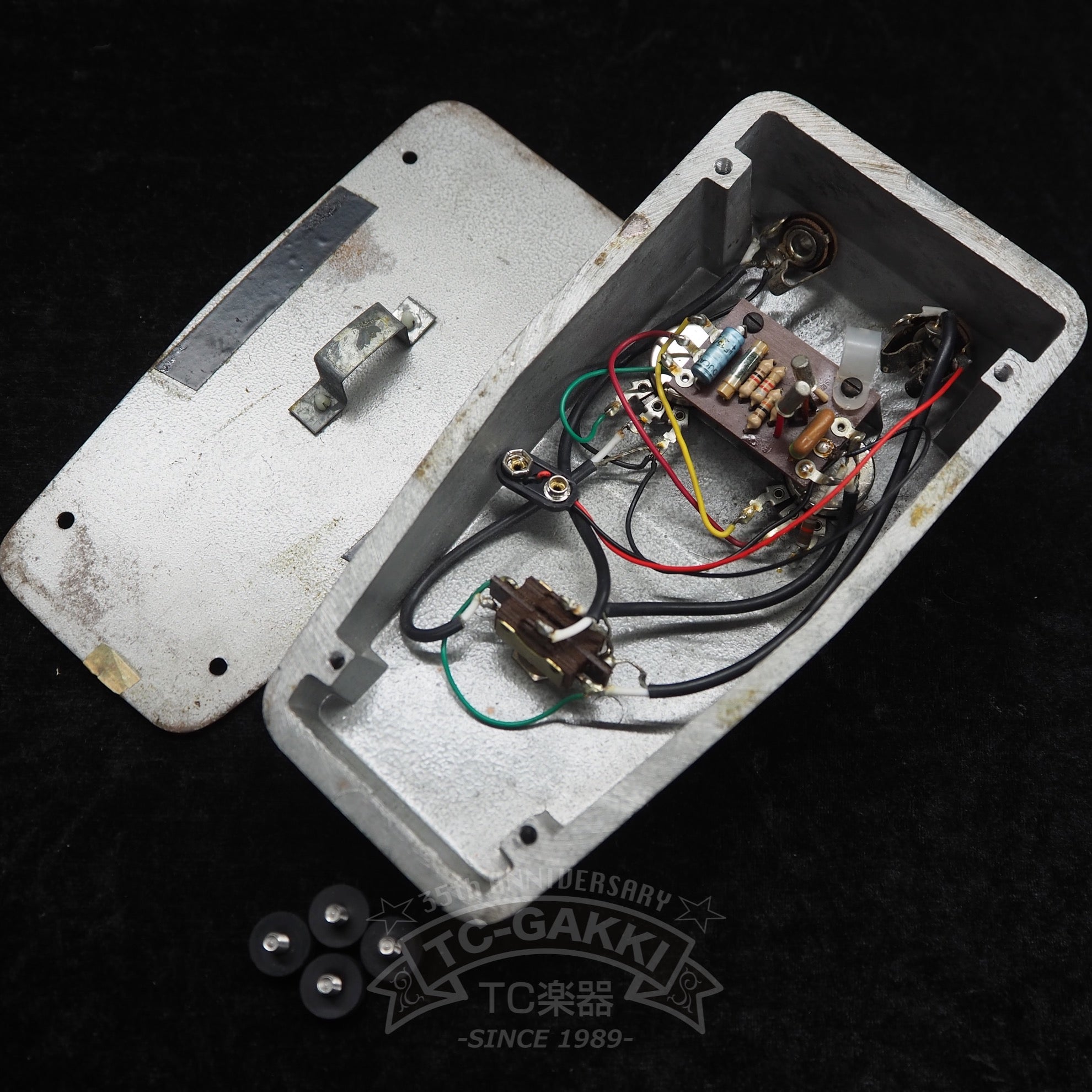 TONE BENDER (V828/GRAY) - TC楽器 - TCGAKKI