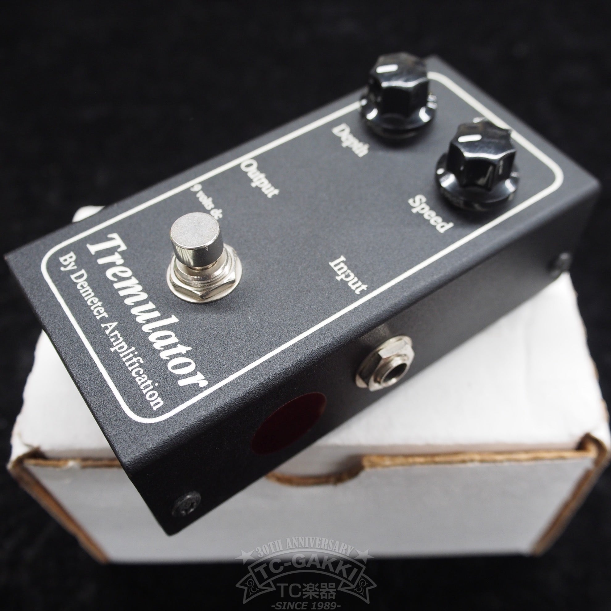 完璧 ギター Demeter TRM-1 Tremulator ギター - powertee.com