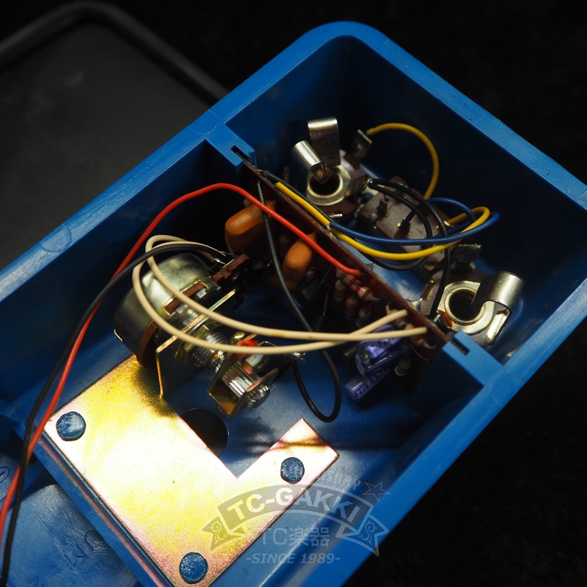 UECKS TREMOLO PEDAL - TC楽器 - TCGAKKI