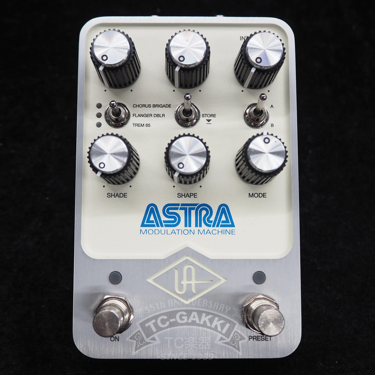 UNIVERSAL AUDIO ASTRA Modulation Machine - TC楽器 - TCGAKKI