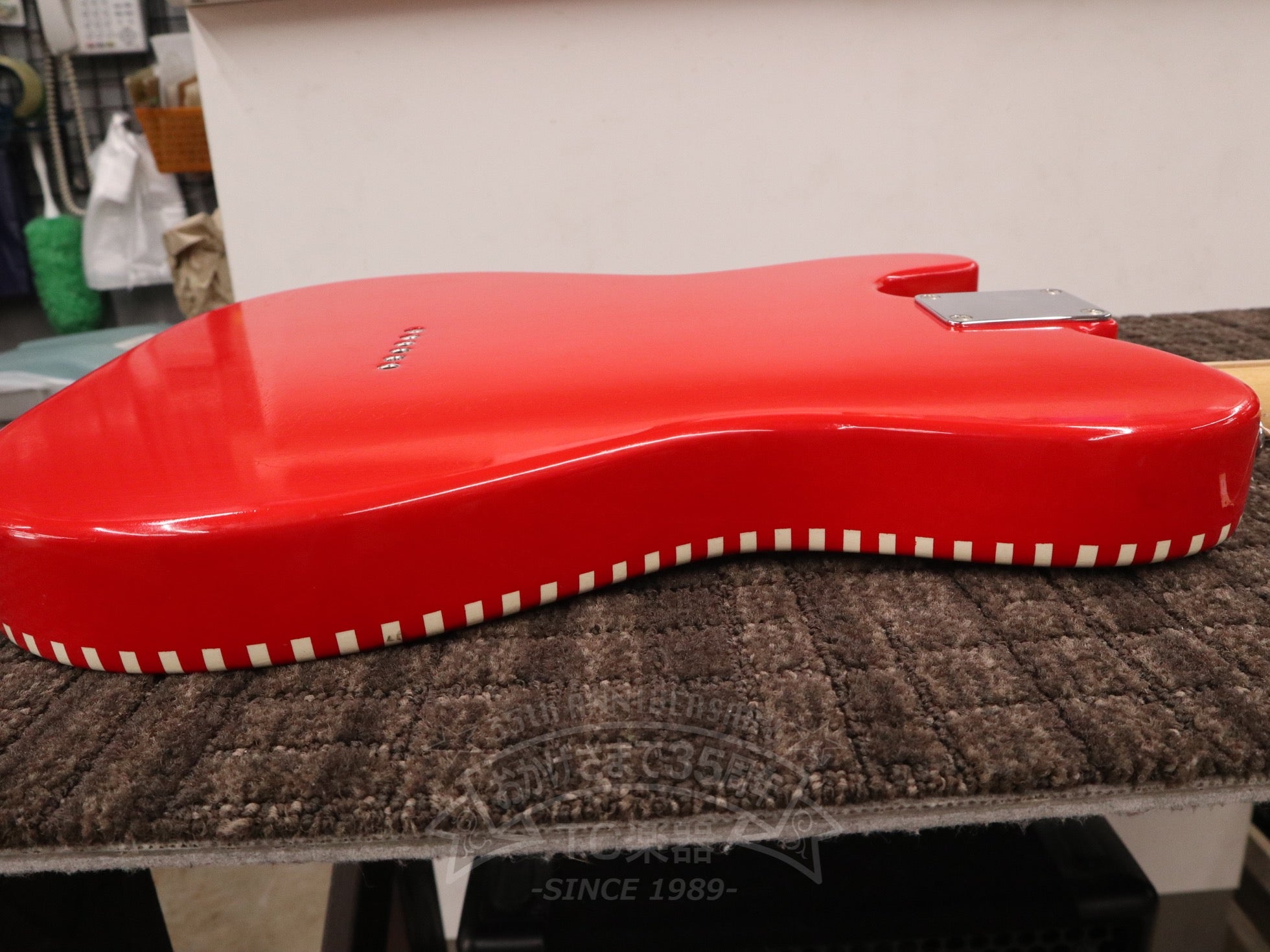 V2 Paprika Red - TC楽器 - TCGAKKI