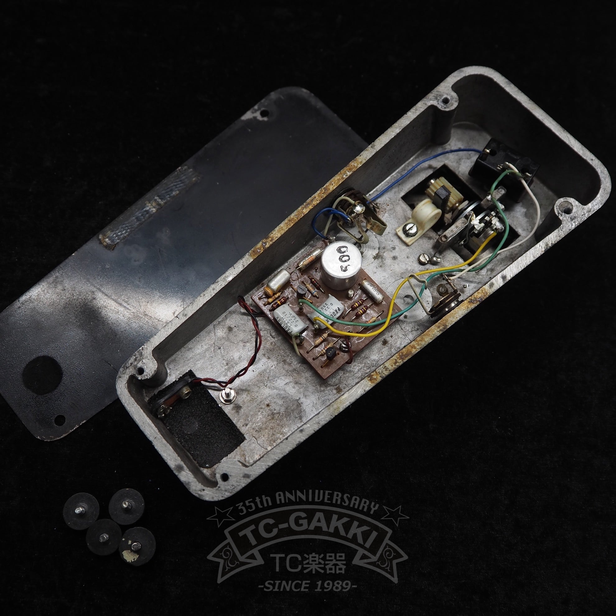 V846 WAH - WAH (MADE IN ITALY FOR THOMAS ORGAN) - TC楽器 - TCGAKKI