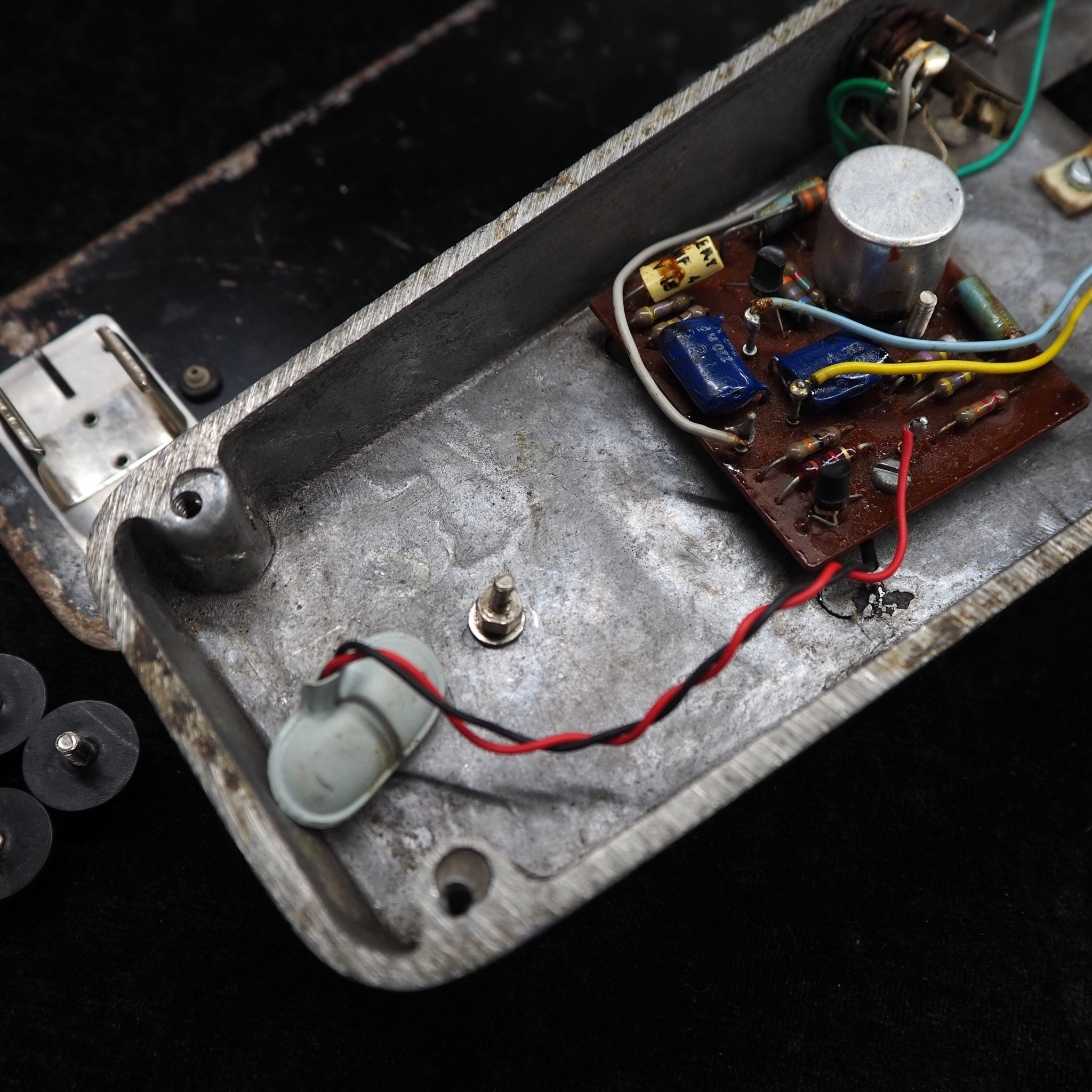 V846 WAH - WAH (MADE IN ITALY FOR THOMAS ORGAN) - TC楽器 - TCGAKKI