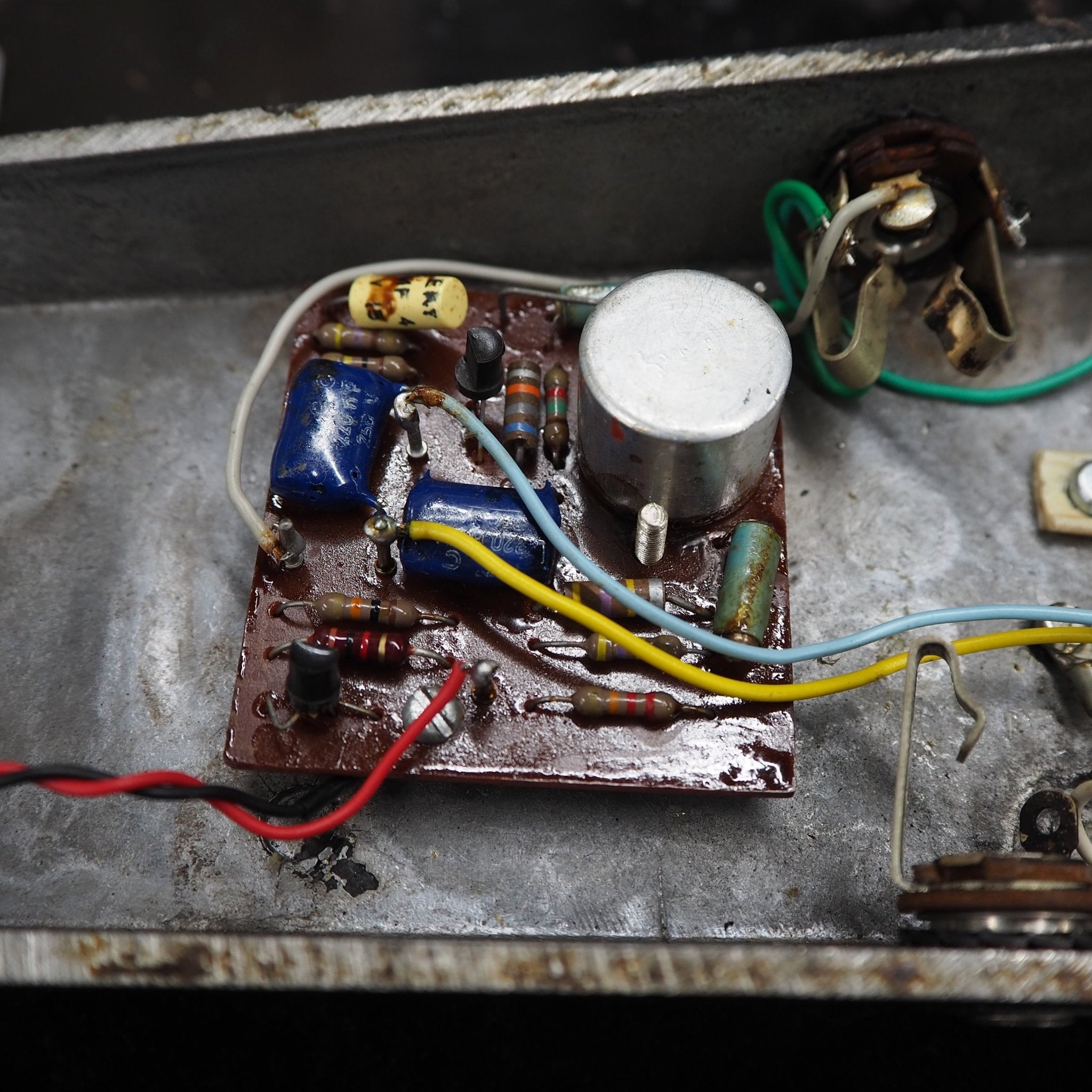 V846 WAH - WAH (MADE IN ITALY FOR THOMAS ORGAN) - TC楽器 - TCGAKKI