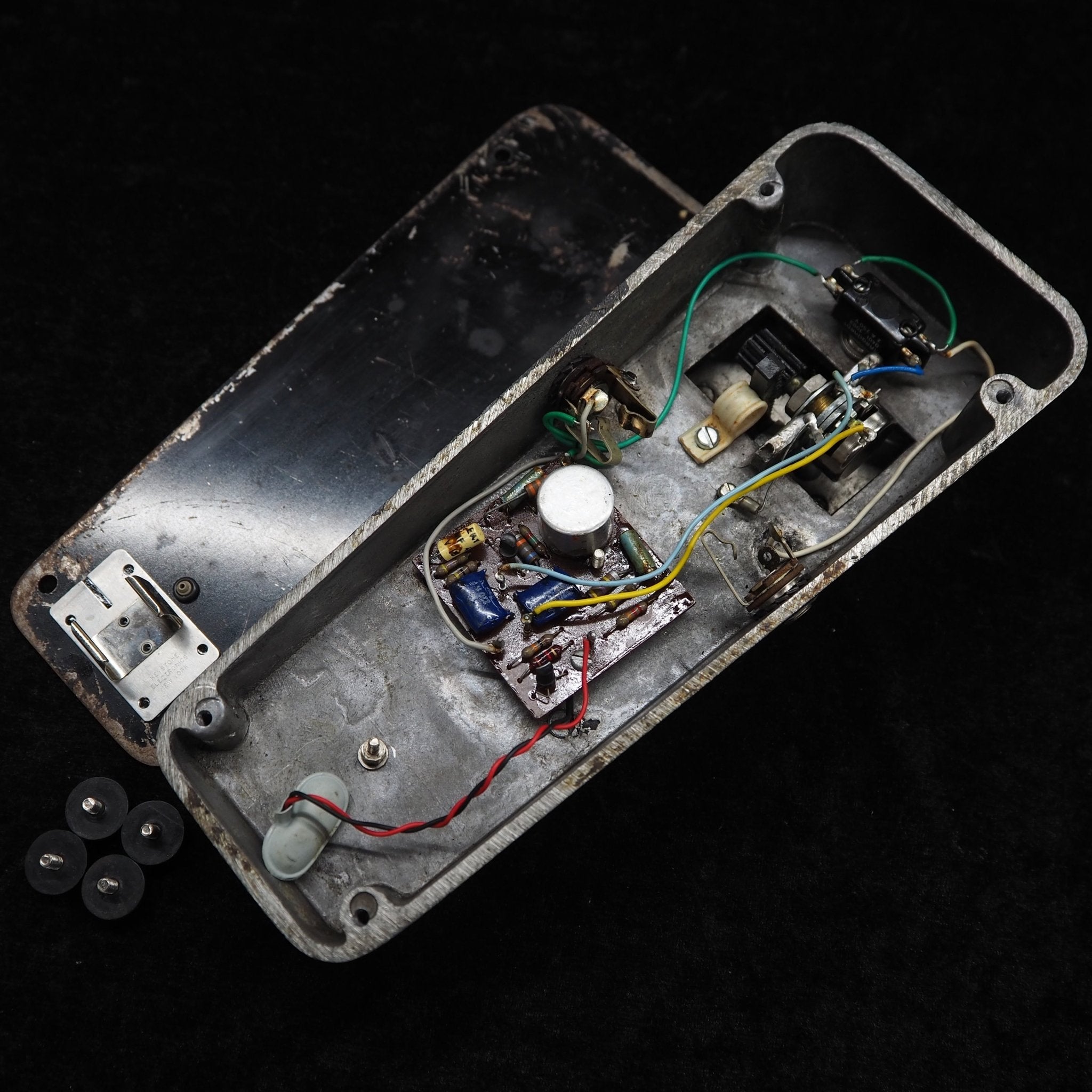 V846 WAH - WAH (MADE IN ITALY FOR THOMAS ORGAN) - TC楽器 - TCGAKKI