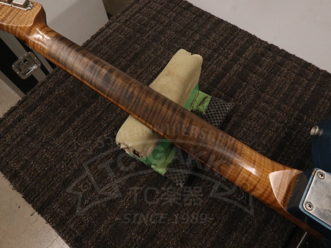 VINTAGE MODERN 62T - TC楽器 - TCGAKKI