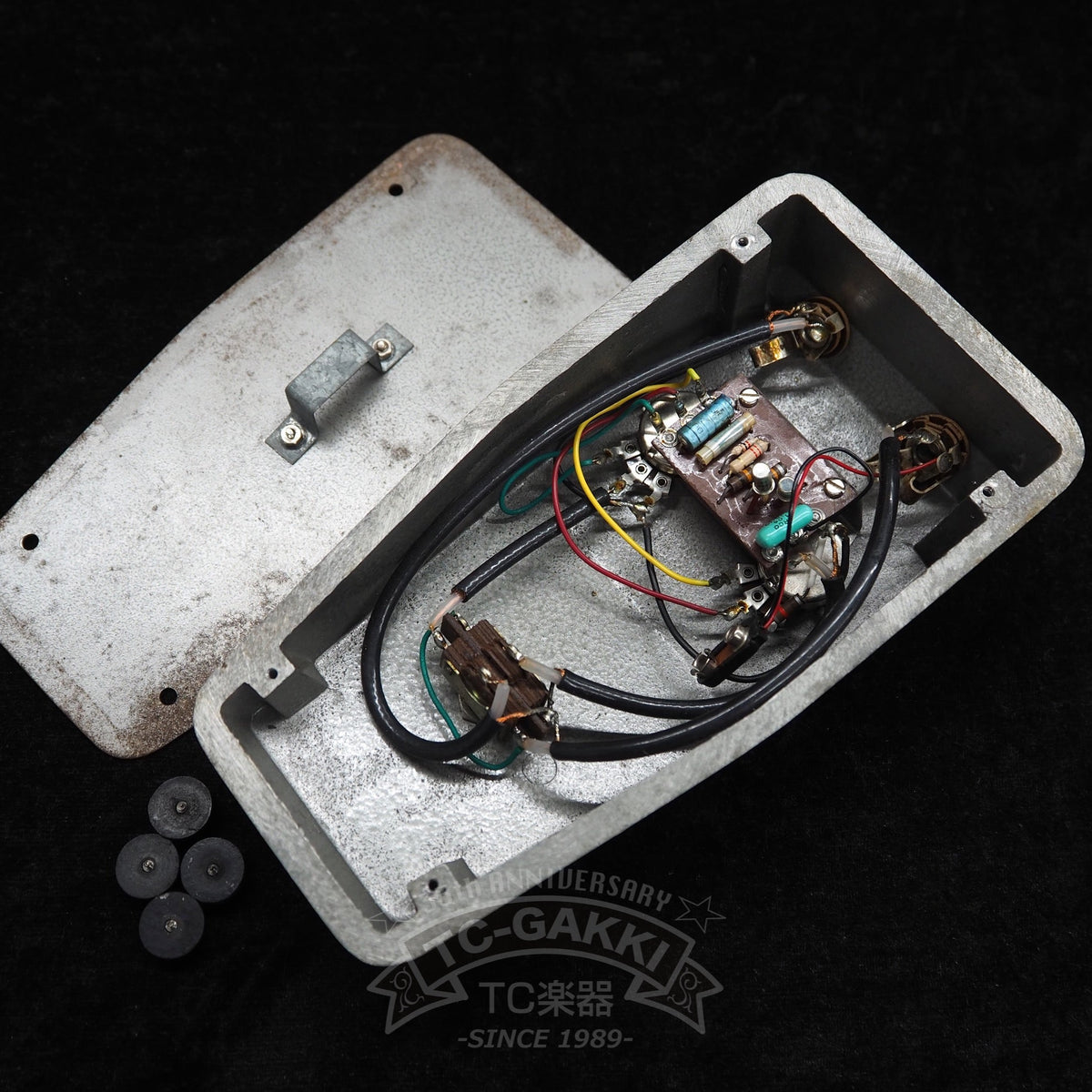 VOX TONE BENDER (V828/GRAY) - TC楽器 - TCGAKKI