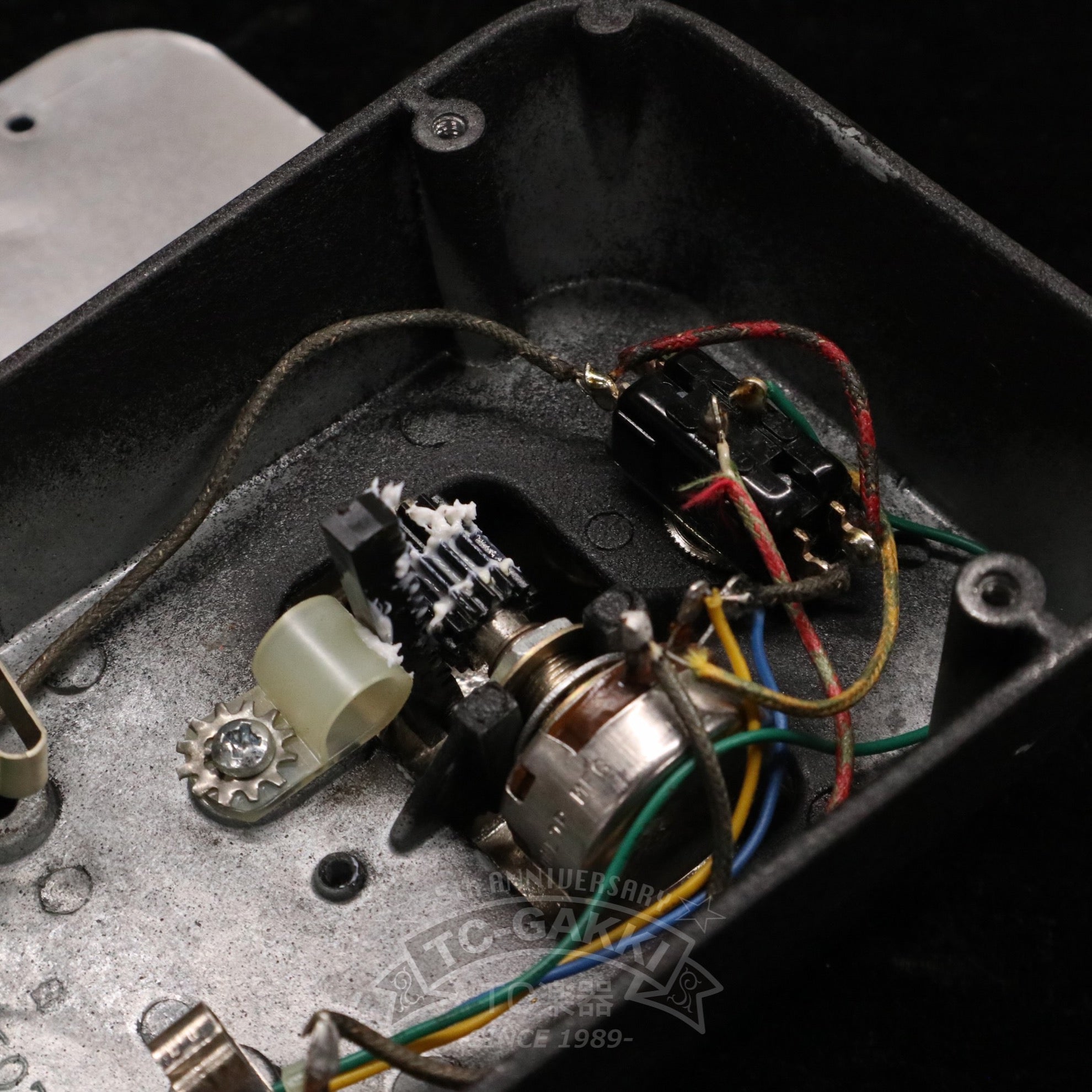 VOX V847 WAH-WAH (U.S.A.) - TC楽器 - TCGAKKI