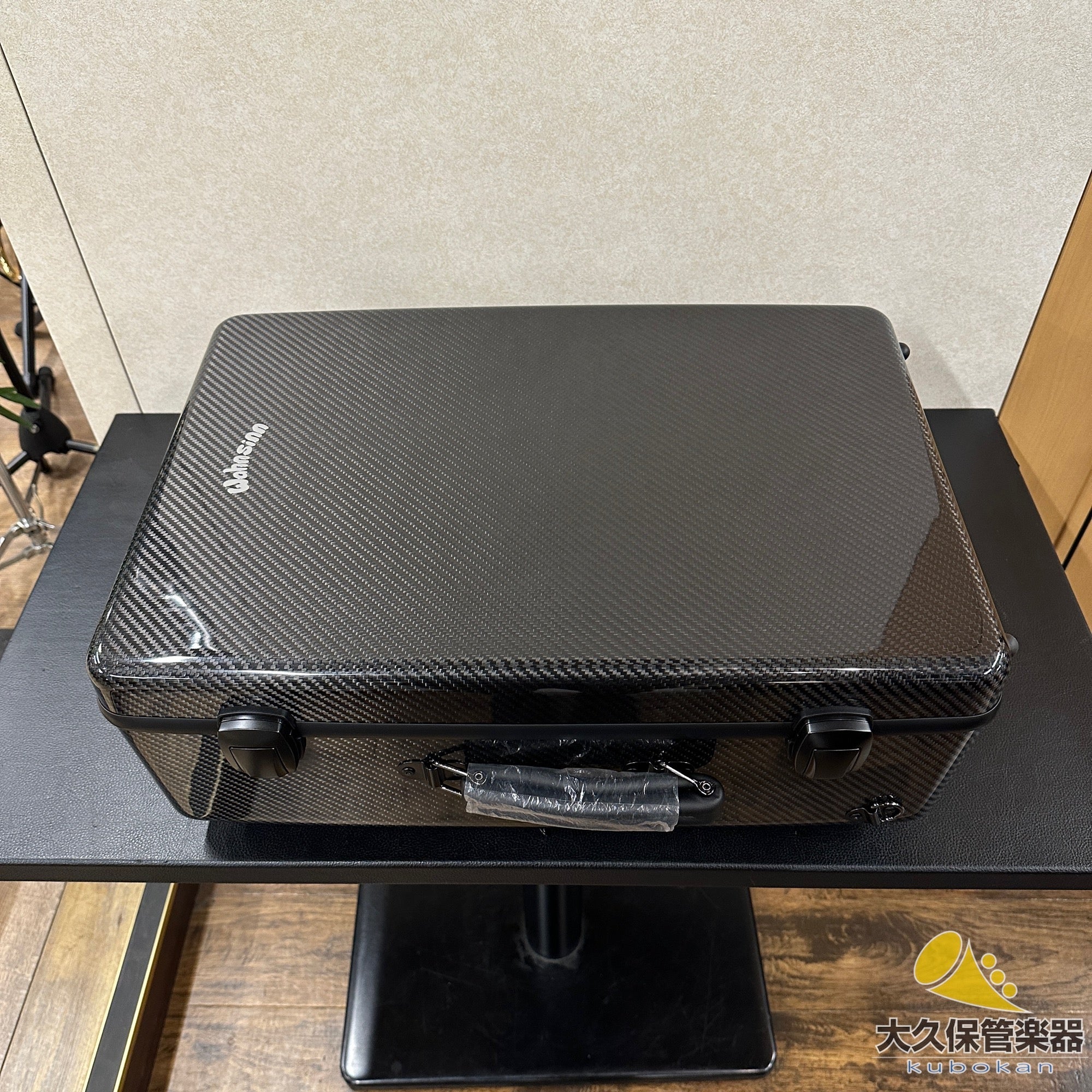 Wahnsinn Case【トランペット・クアッド】3Kナチュラルカーボン/ブラック - TC楽器 - TCGAKKI