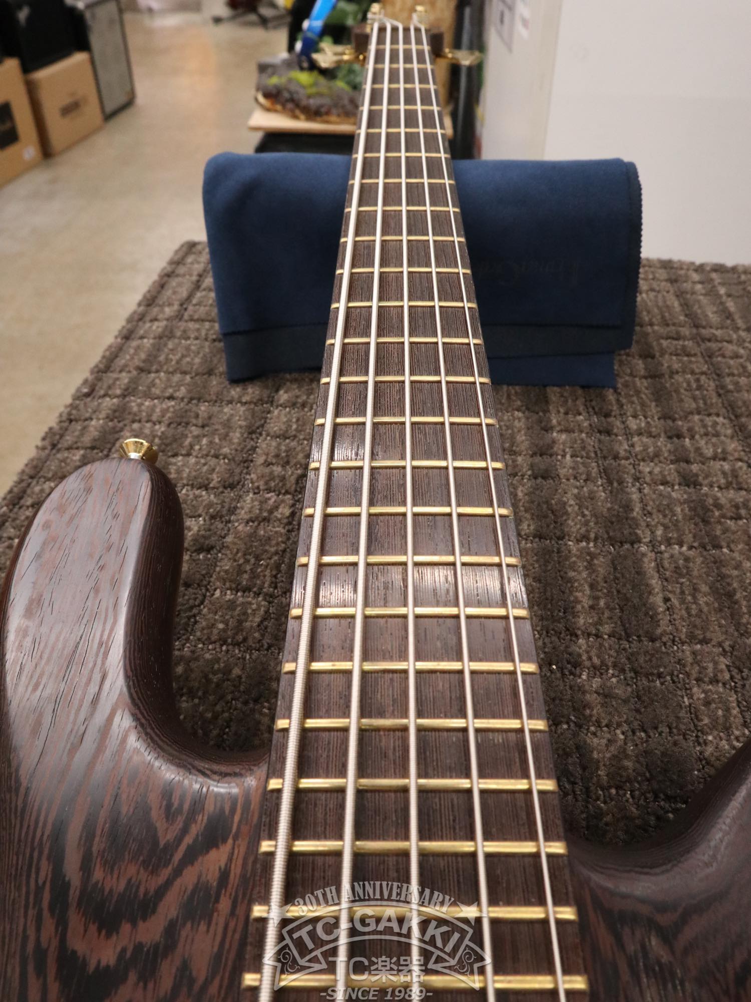 Warwick Custom Shop 2015 Master Built Streamer Stage I 5string - TC楽器 - TCGAKKI