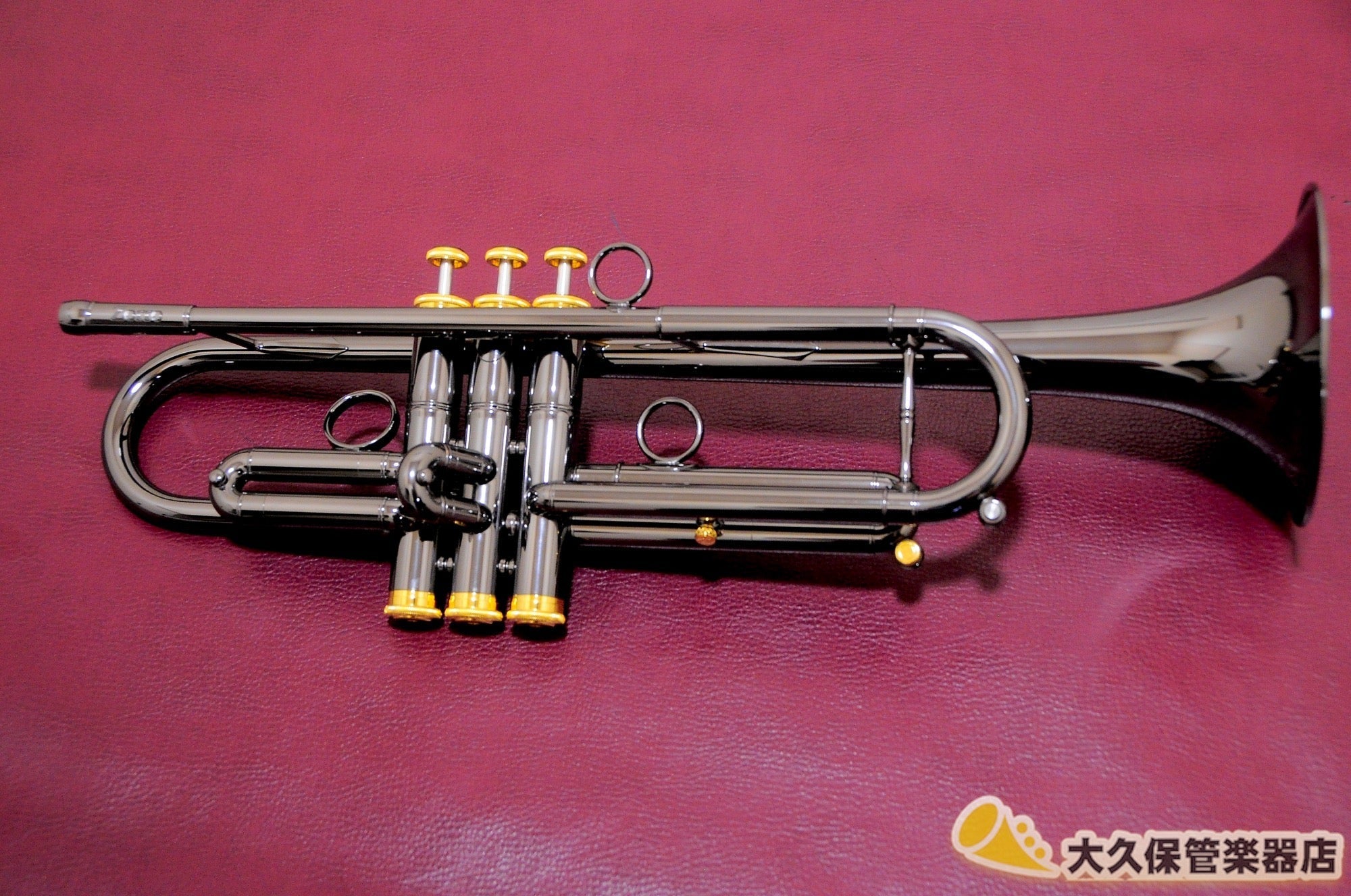 クイーン・ブラス “ZORRO”MODEL II Black Nickel Plated (新品)