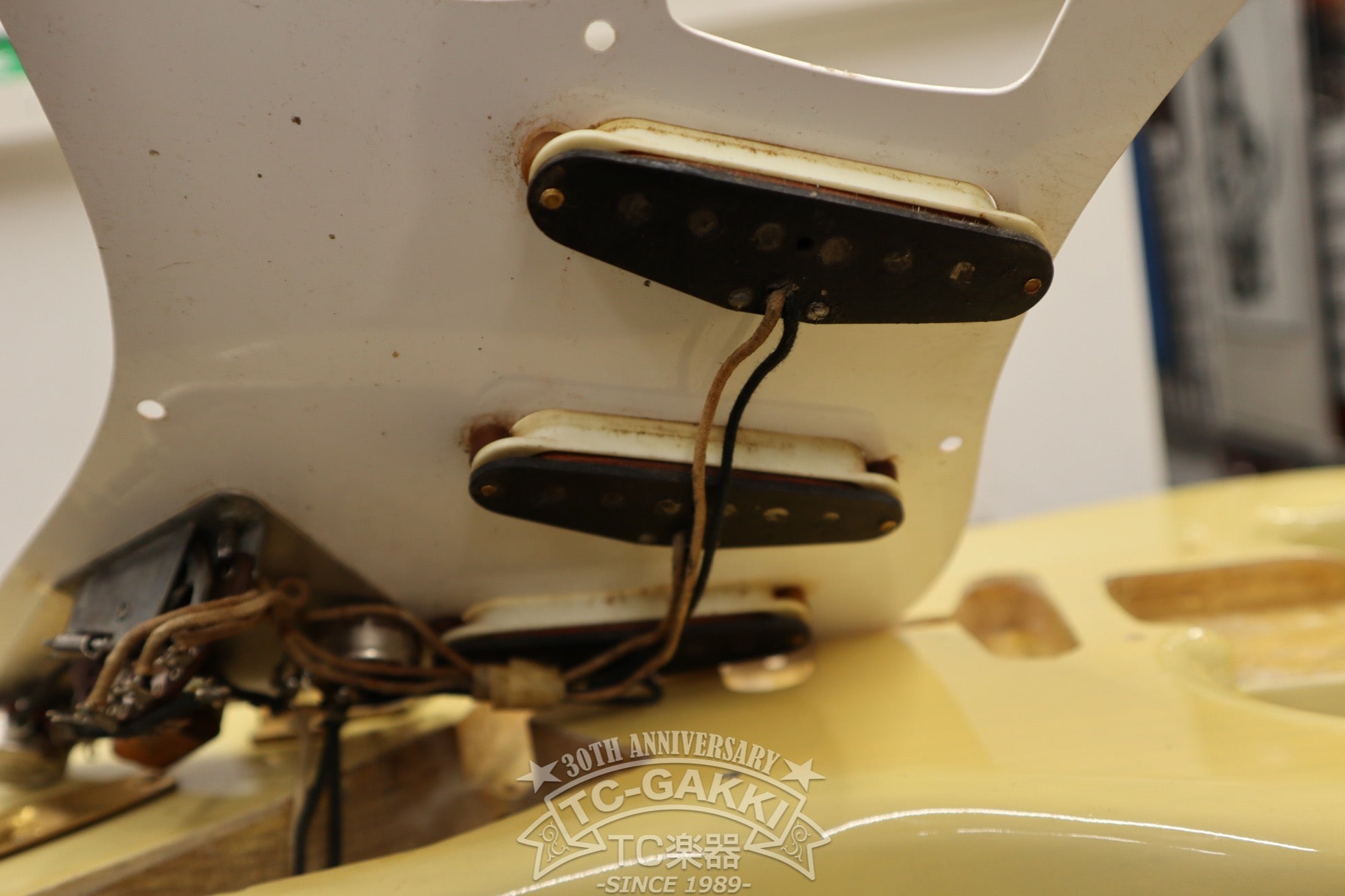 1957 Stratocaster White Blonde Refinished - TC楽器 - TCGAKKI