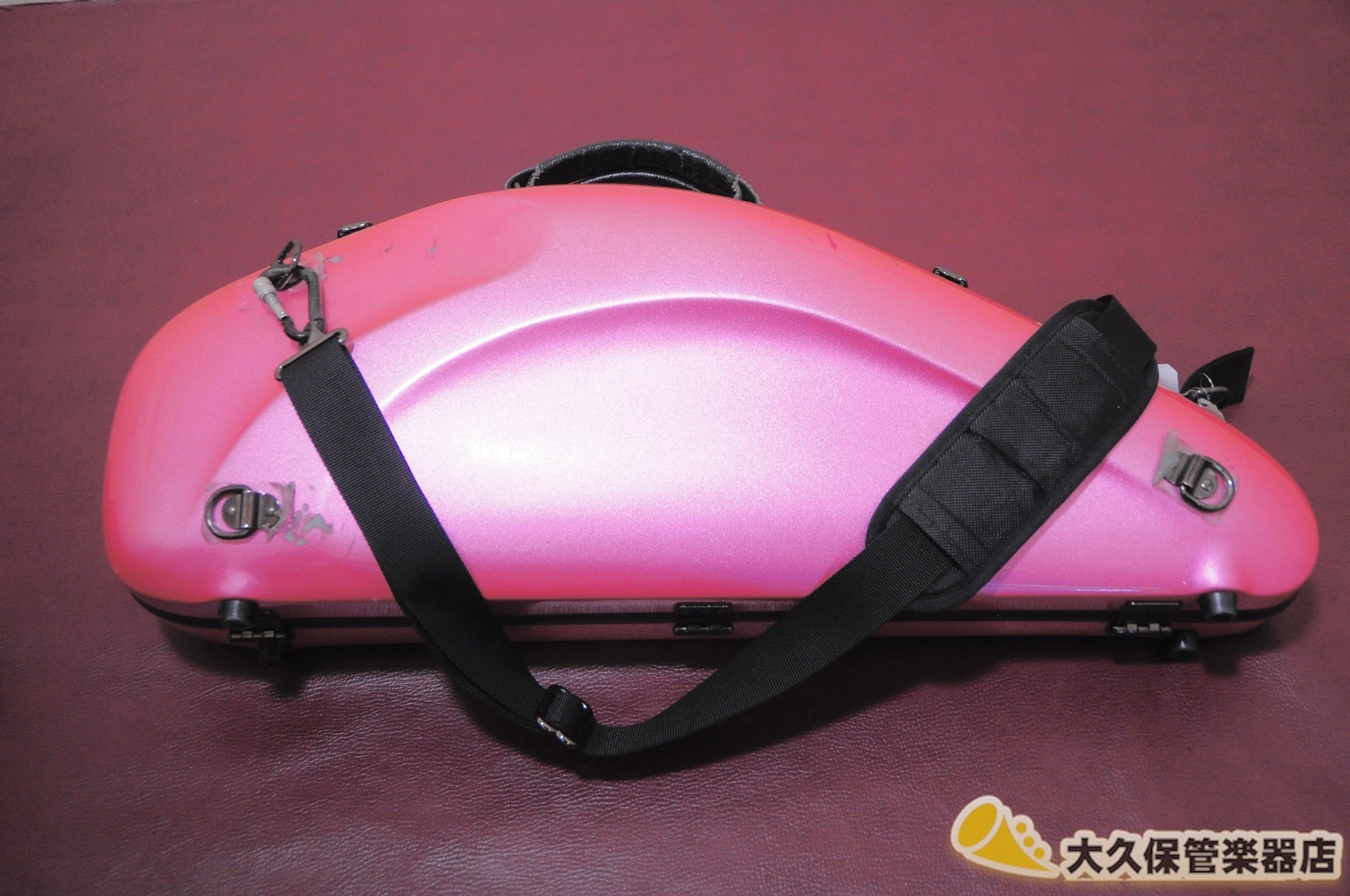 ビッシャー Aristcrat II “Big B” アルトサクソフォン 1945年製 - TC楽器 - TCGAKKI