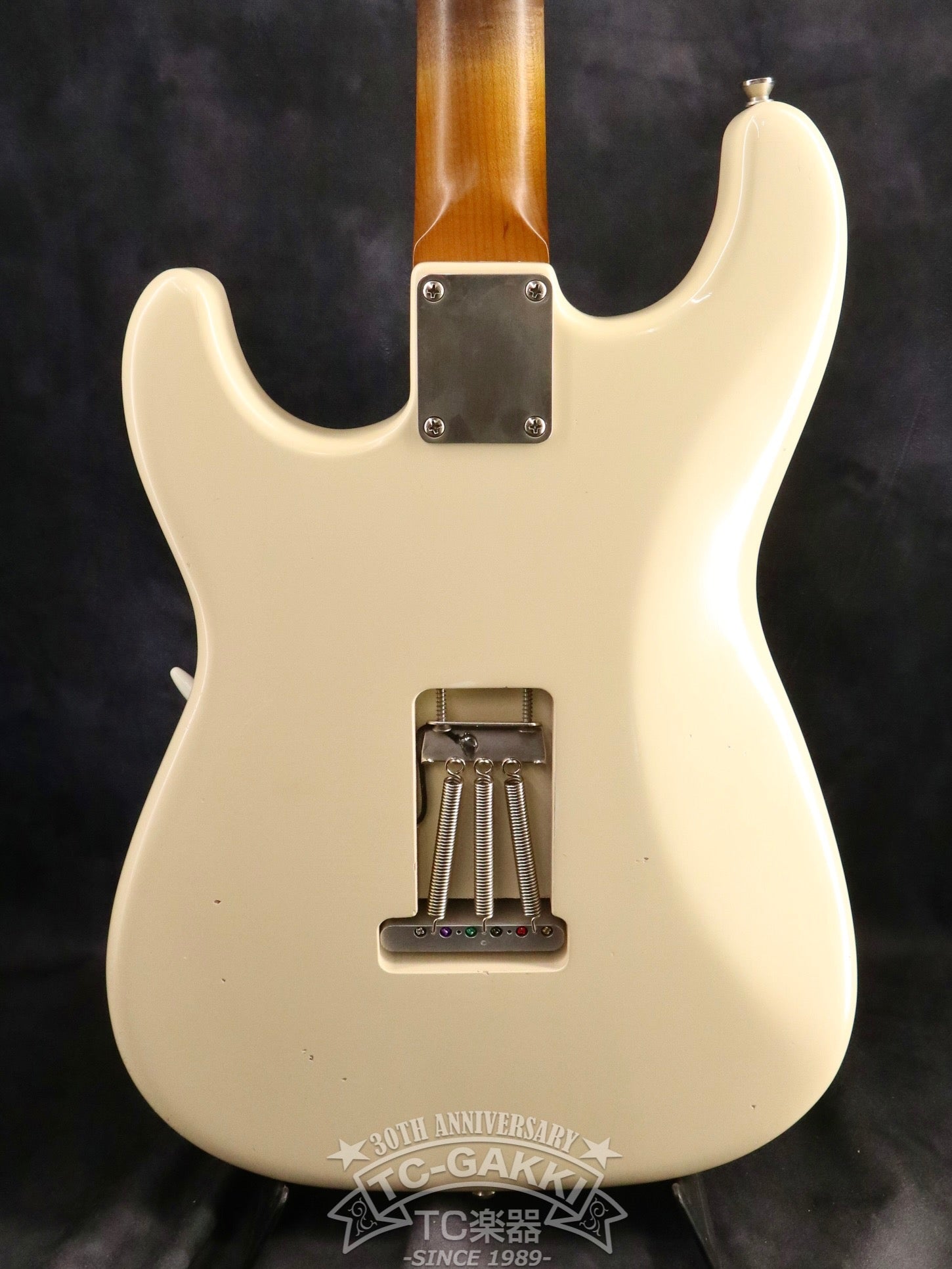 DOVER Aged Olympic White - TC楽器 - TCGAKKI