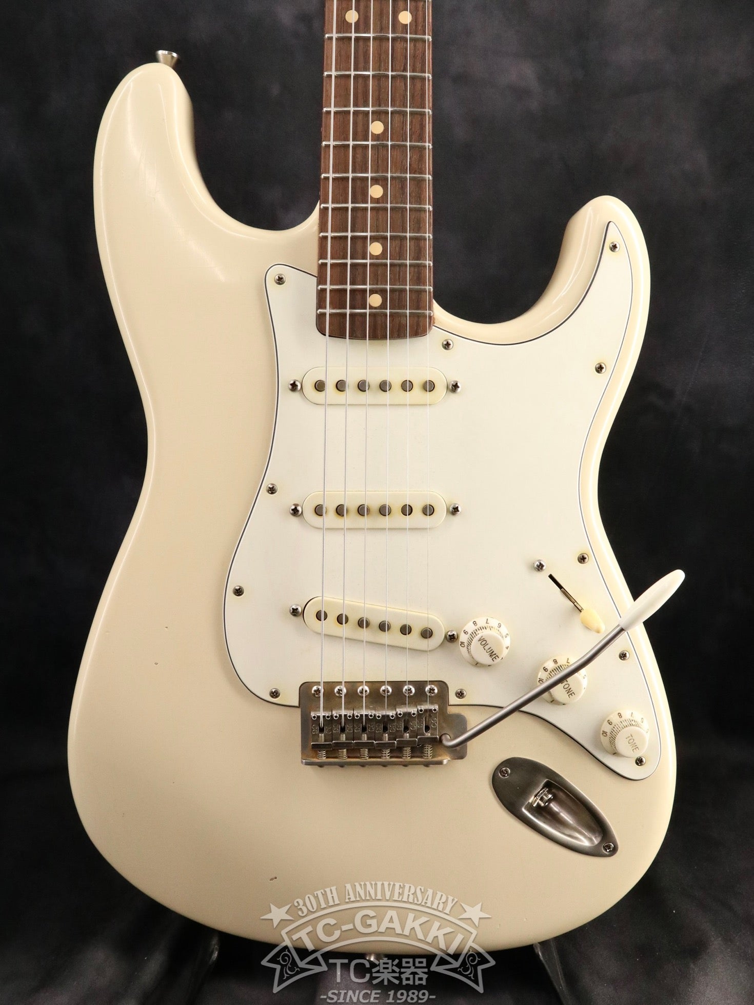 DOVER Aged Olympic White - TC楽器 - TCGAKKI