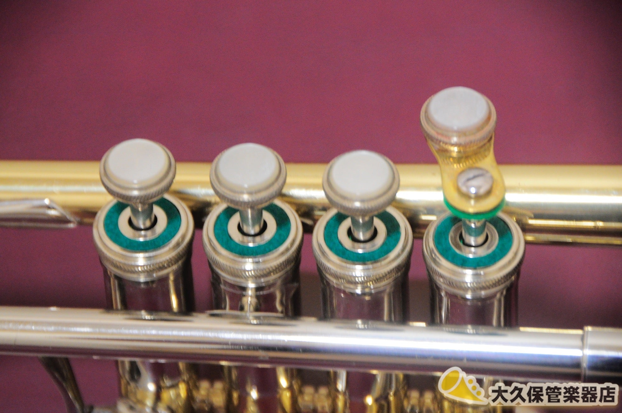 Holton T-105 “Quartertone” B♭トランペット - TC楽器 - TCGAKKI