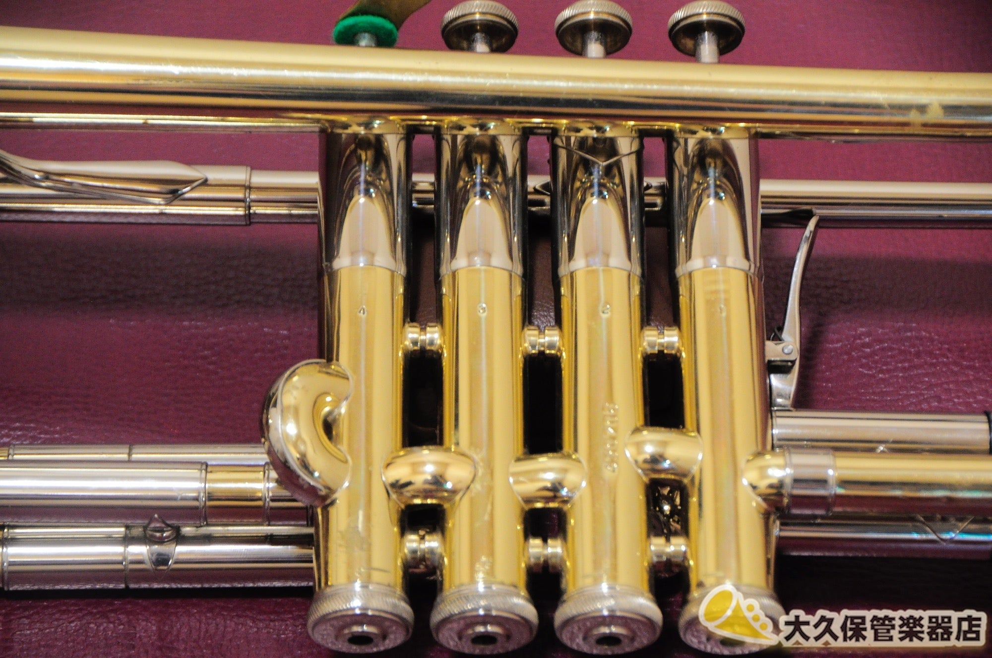 Holton T-105 “Quartertone” B♭トランペット - TC楽器 - TCGAKKI