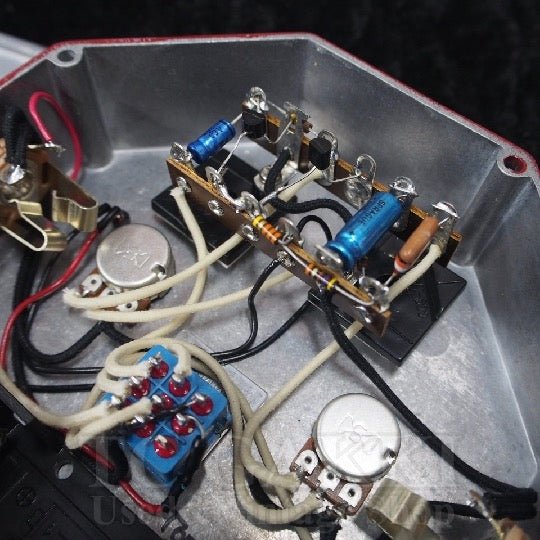 hundred:ハンドレッド SAN-A-FACE (サナフェイス) - TC楽器 - TCGAKKI