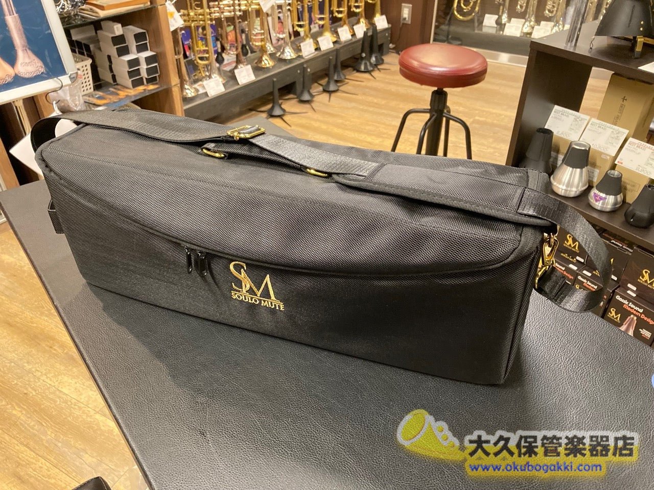 特価日本製ルイヴィトンの新しい郵便配達バッグのトランペット バッグ