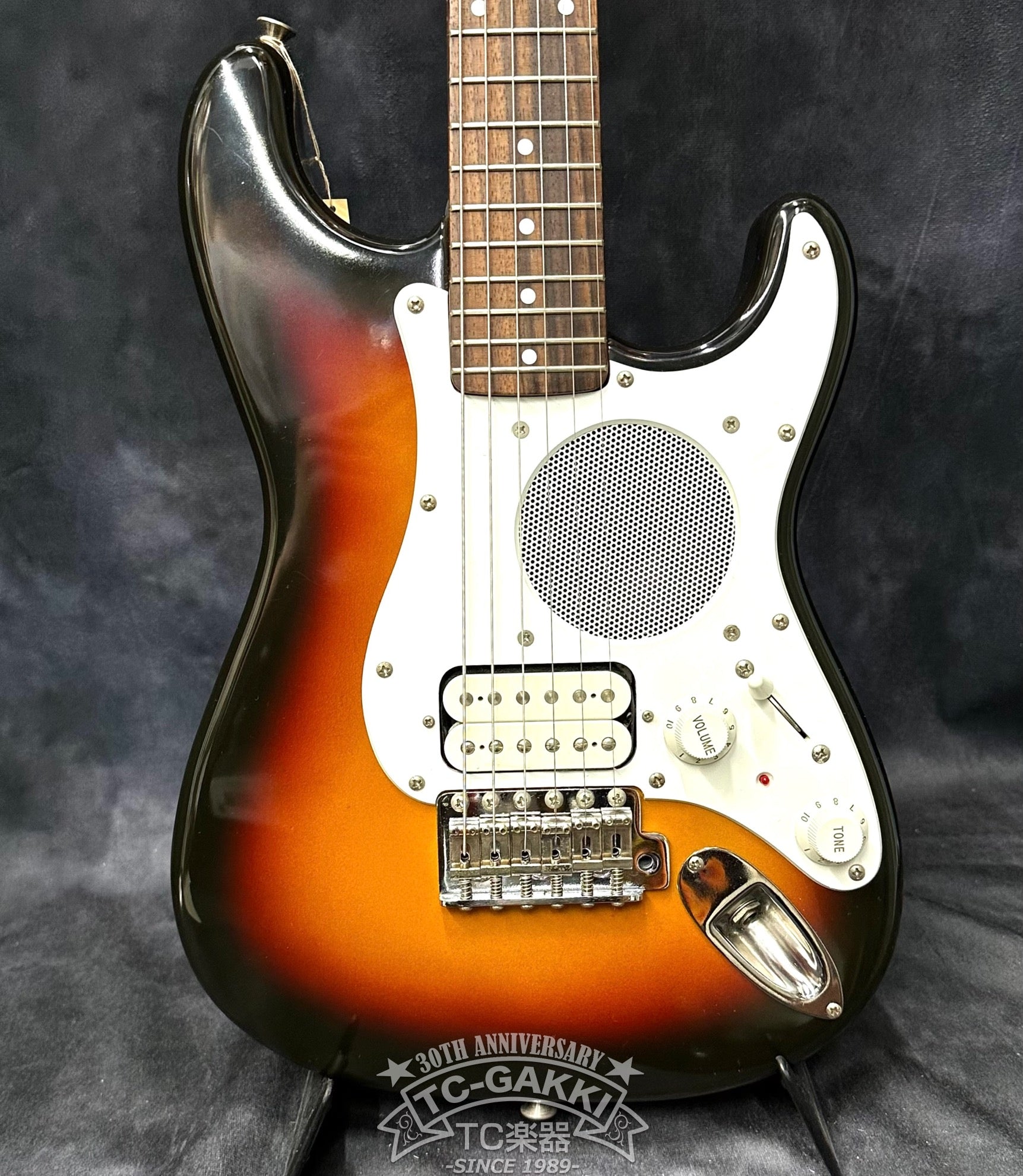 Fender ST-CHAMP アンプ内蔵　クリーン＆ディストーションネックボルトオンメイプル