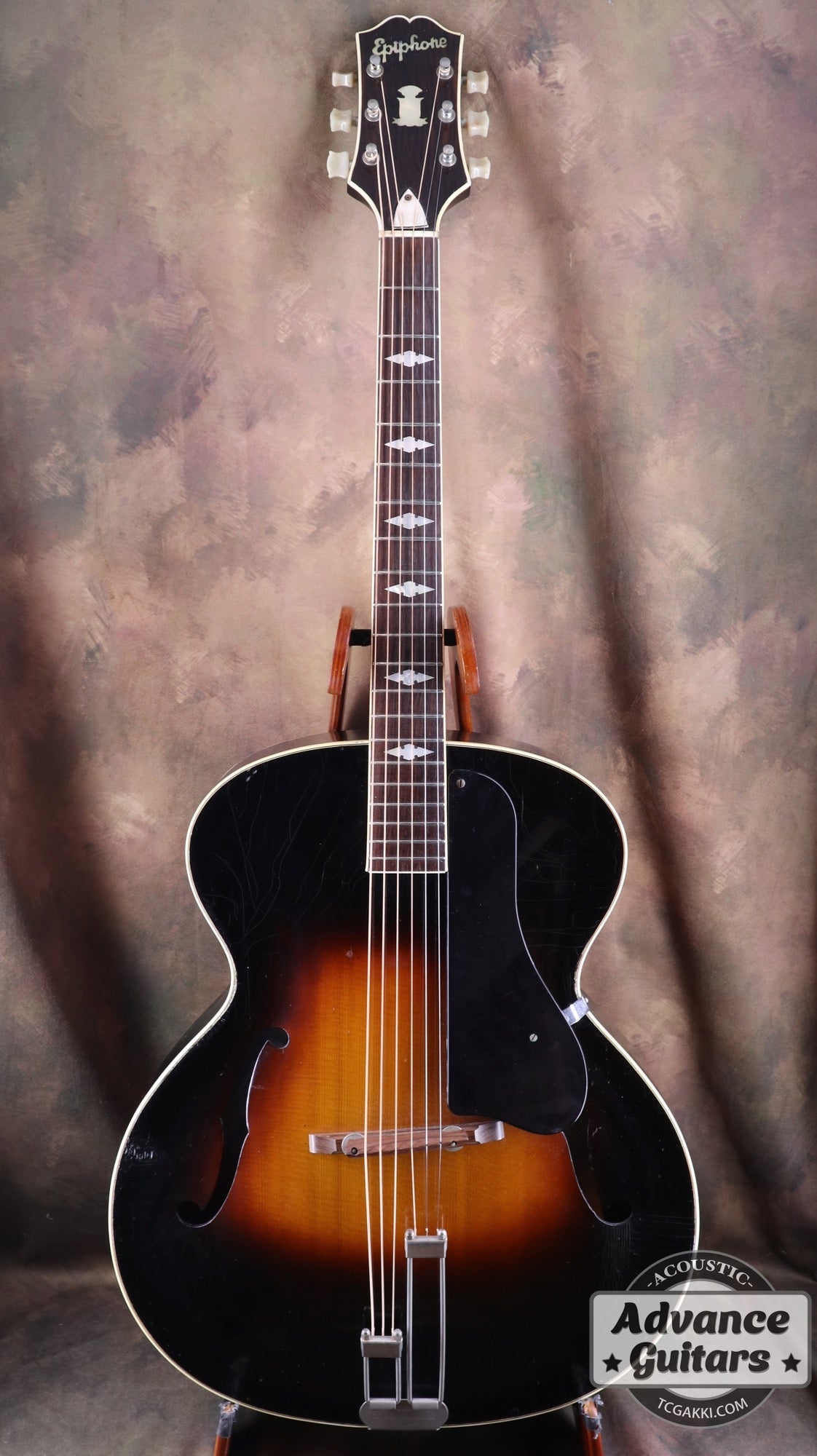 1951年製 Triumph - TC楽器 - TCGAKKI