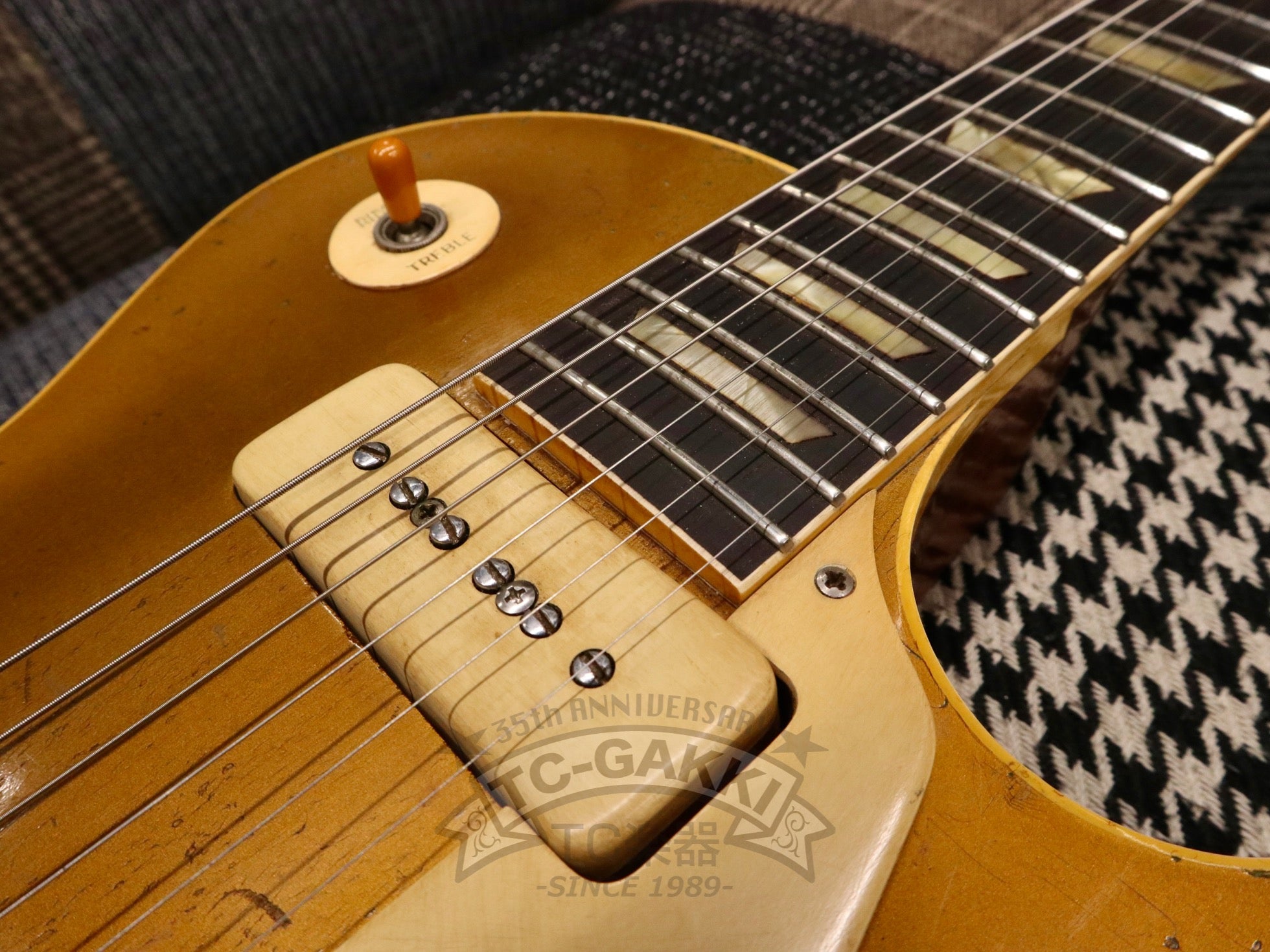 【値下げしました】1952レスポールタイプ　ゴールド　レリック 1952 Gibson Les Paul Standard Gold Top - ヴィンテージギター