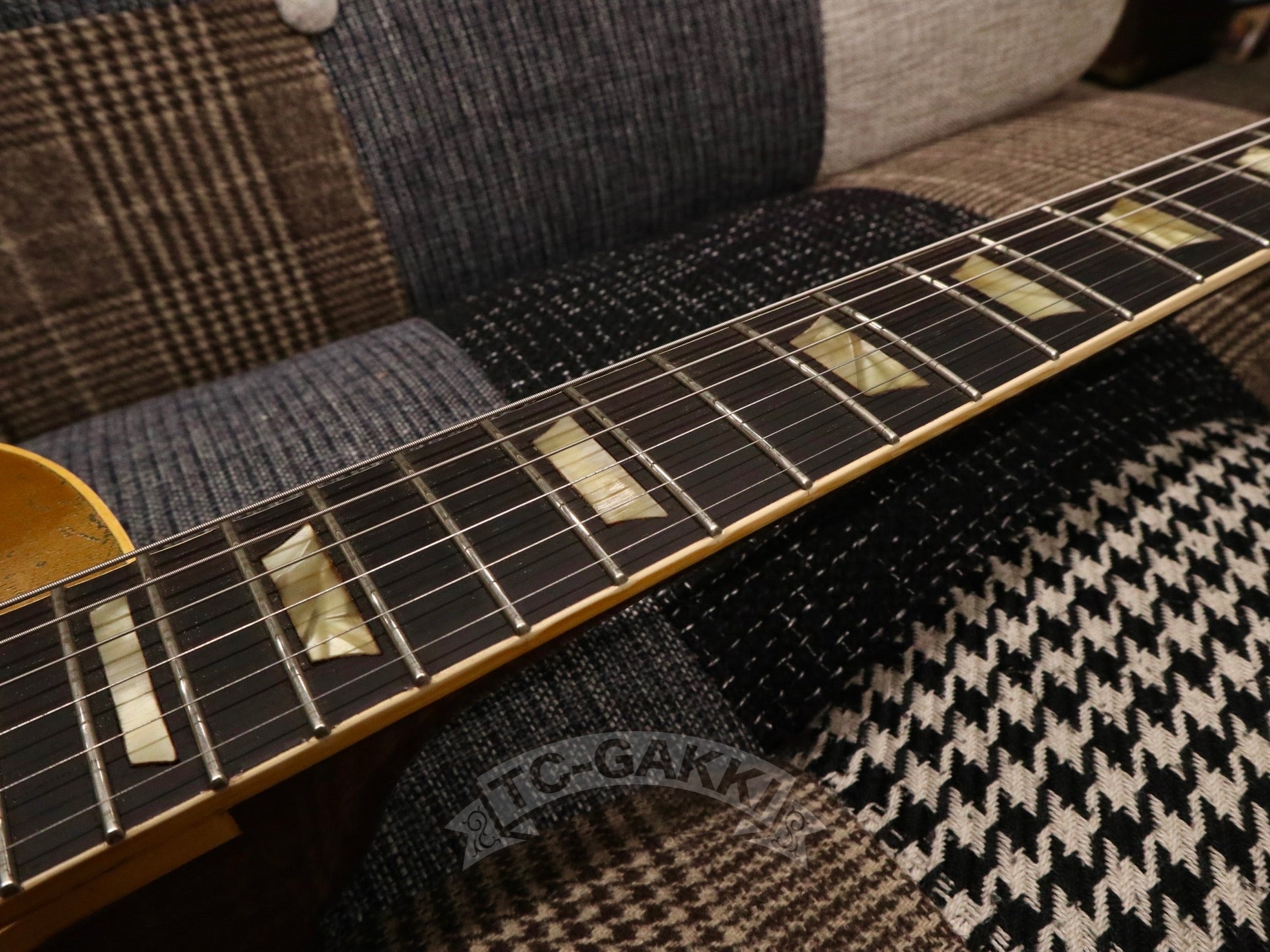 1952 - 1953 Les Paul Gold Top Conversion - TC楽器 - TCGAKKI