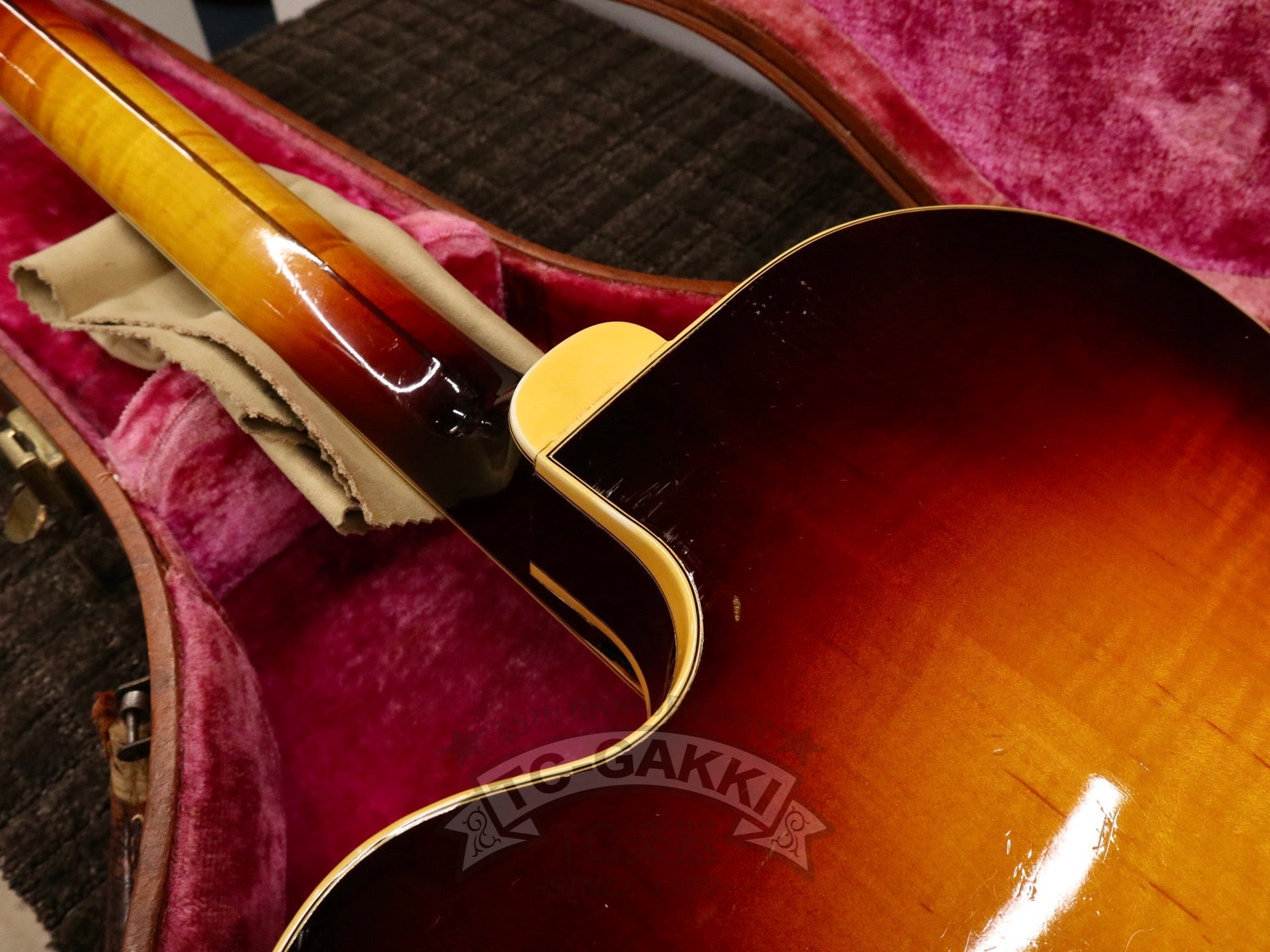 1959 Gibson BYRDLAND - TC楽器 - TCGAKKI