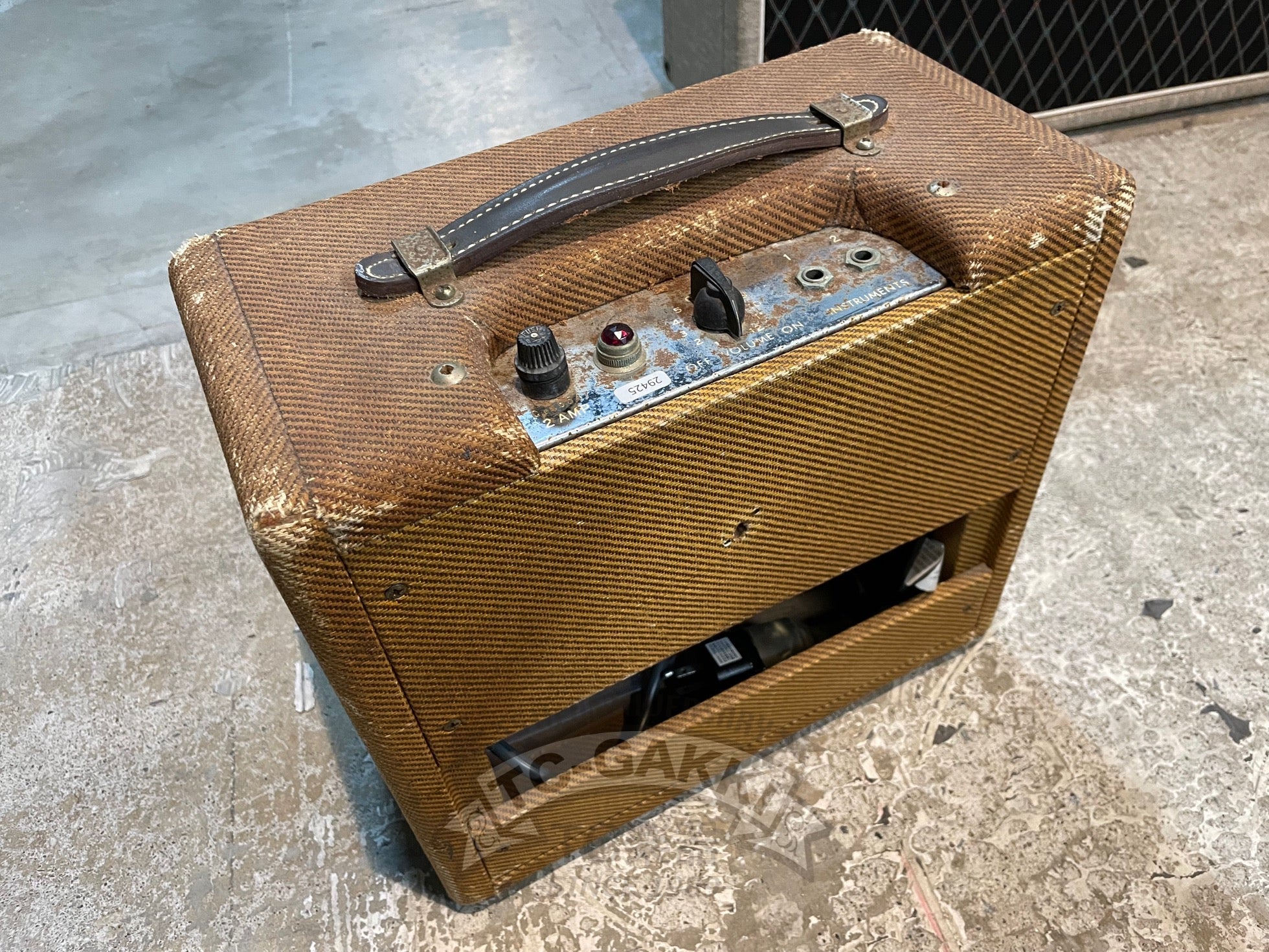 1960s Champ 5F1