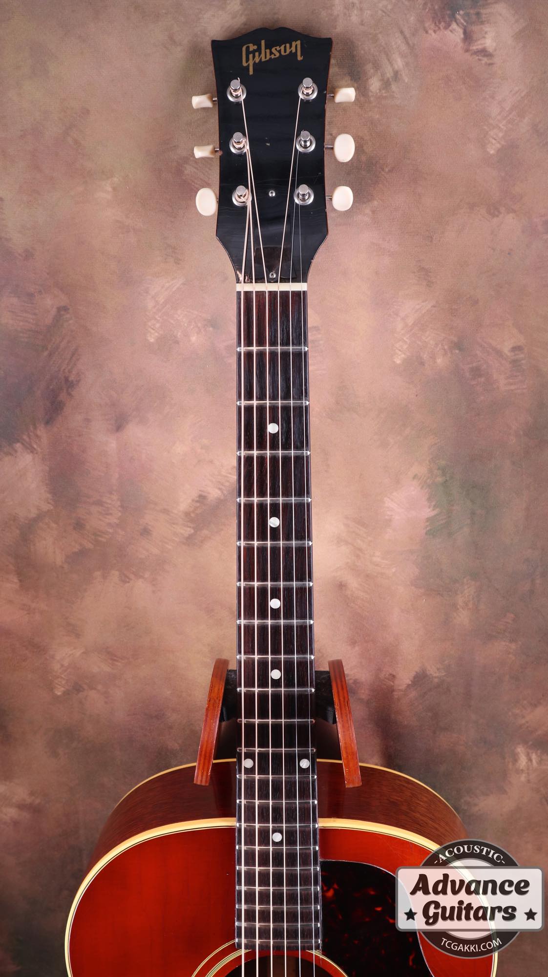 1963年製 J - 45 Cherry Sunburst - TC楽器 - TCGAKKI