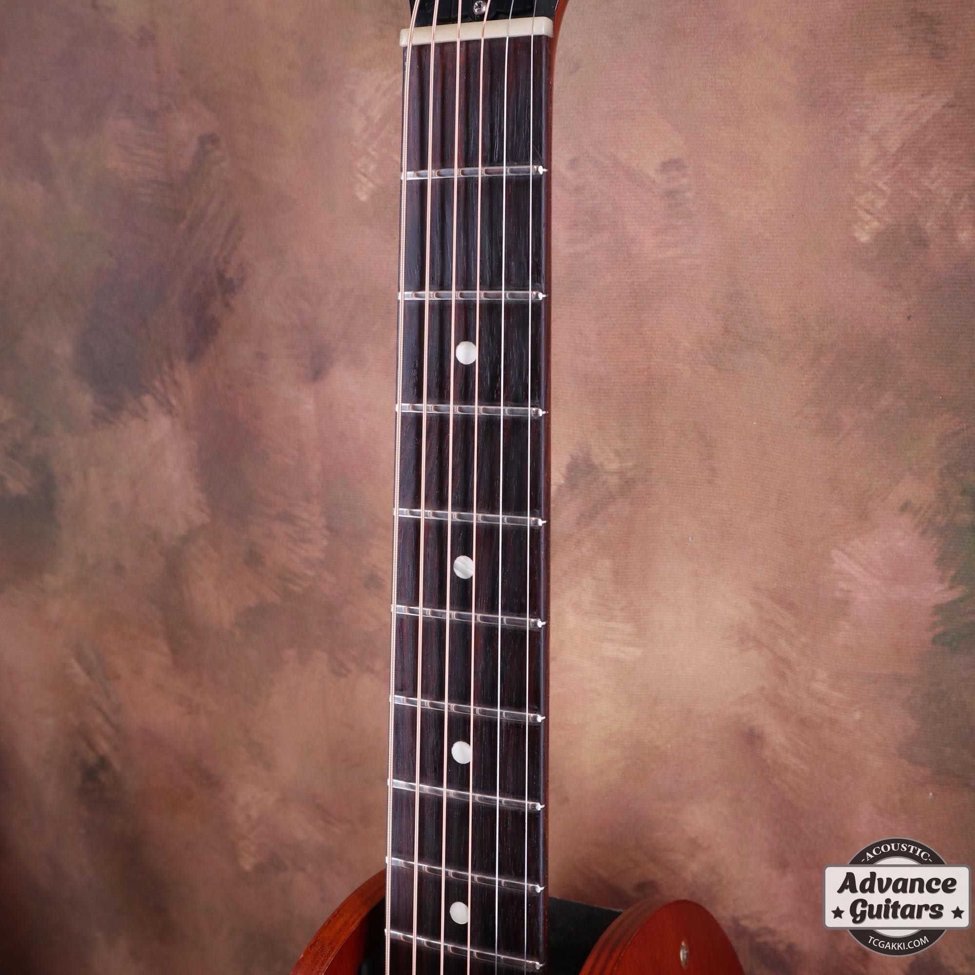 1963年製 J - 45 Cherry Sunburst - TC楽器 - TCGAKKI